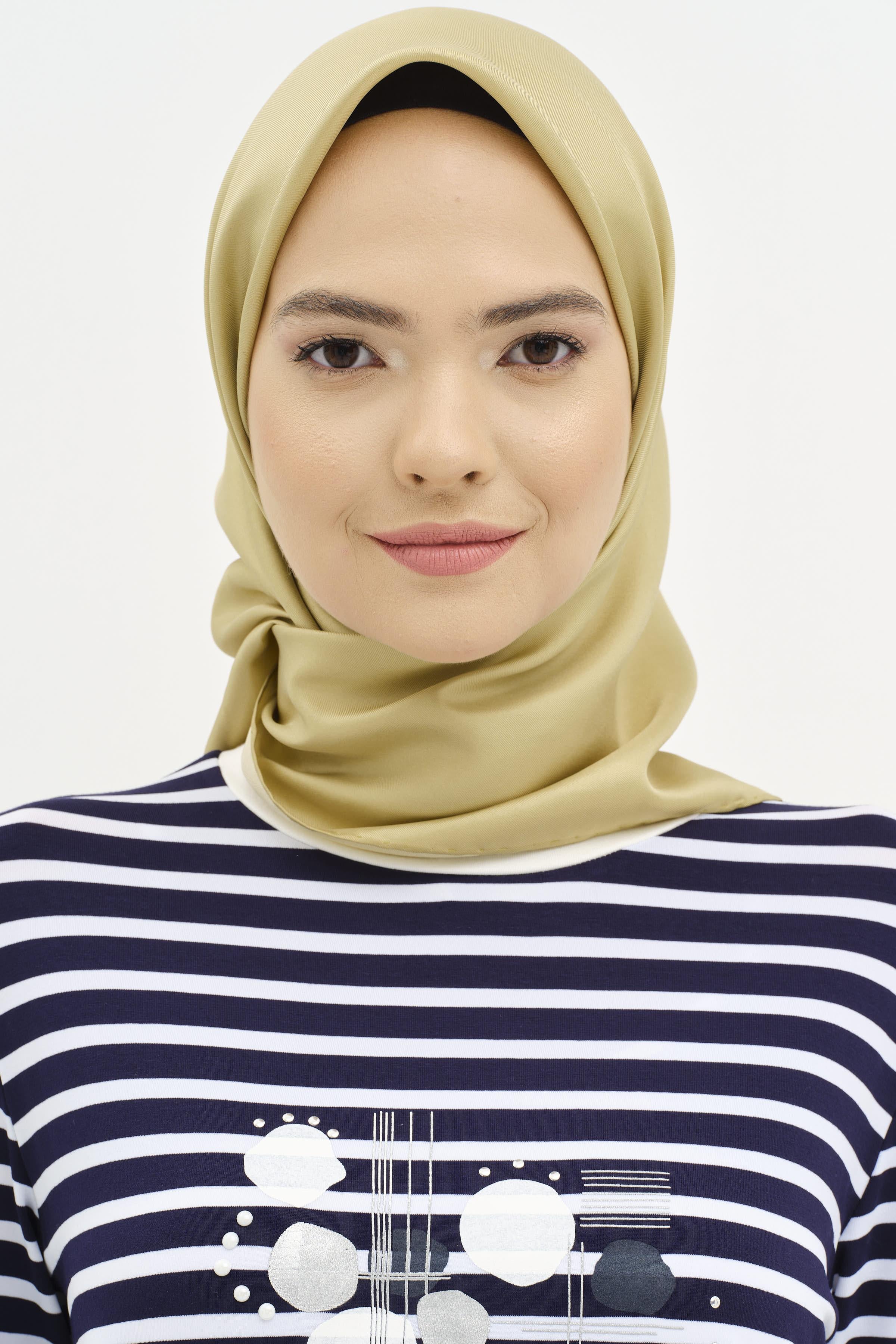 Düz Twill İpek Eşarp - Fıstık Yeşili TUGBA