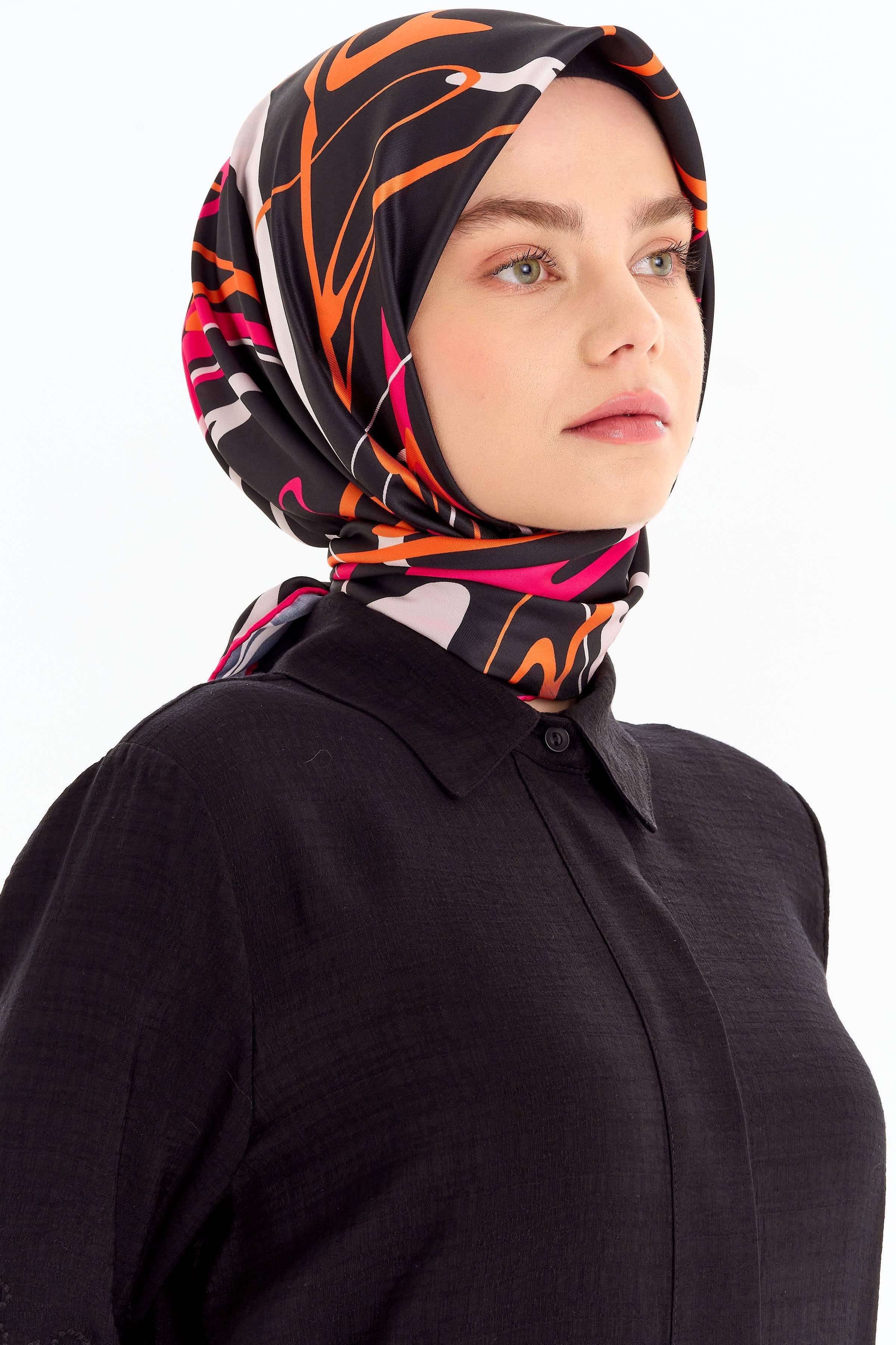 Ebru Desenli Stil Eşarp - Fuşya TUGBA