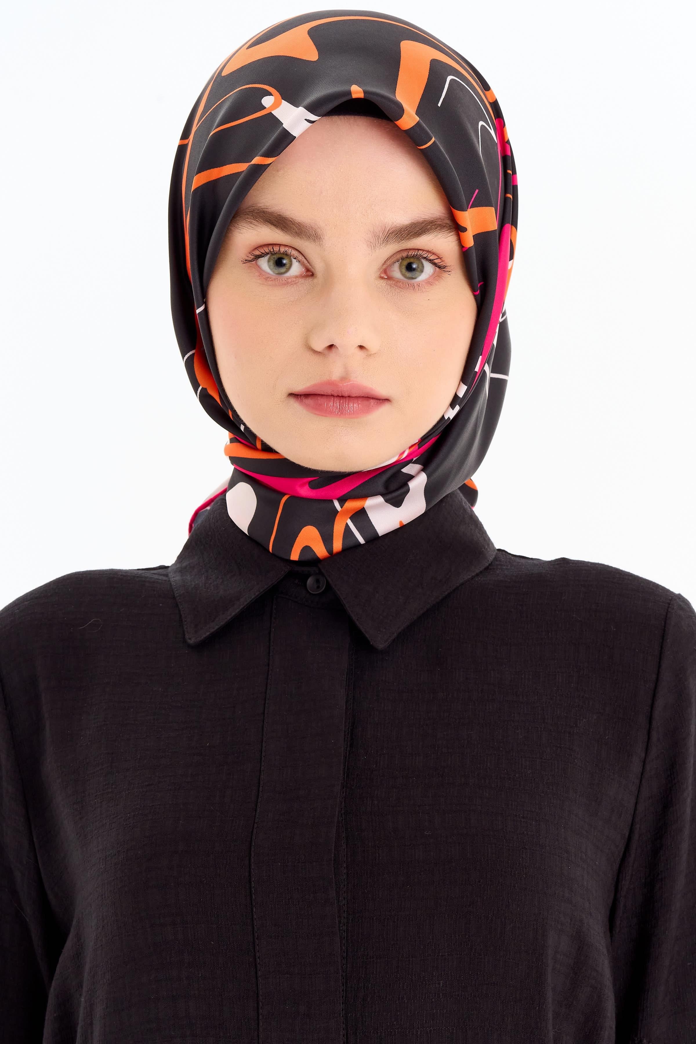 Ebru Desenli Stil Eşarp - Fuşya TUGBA