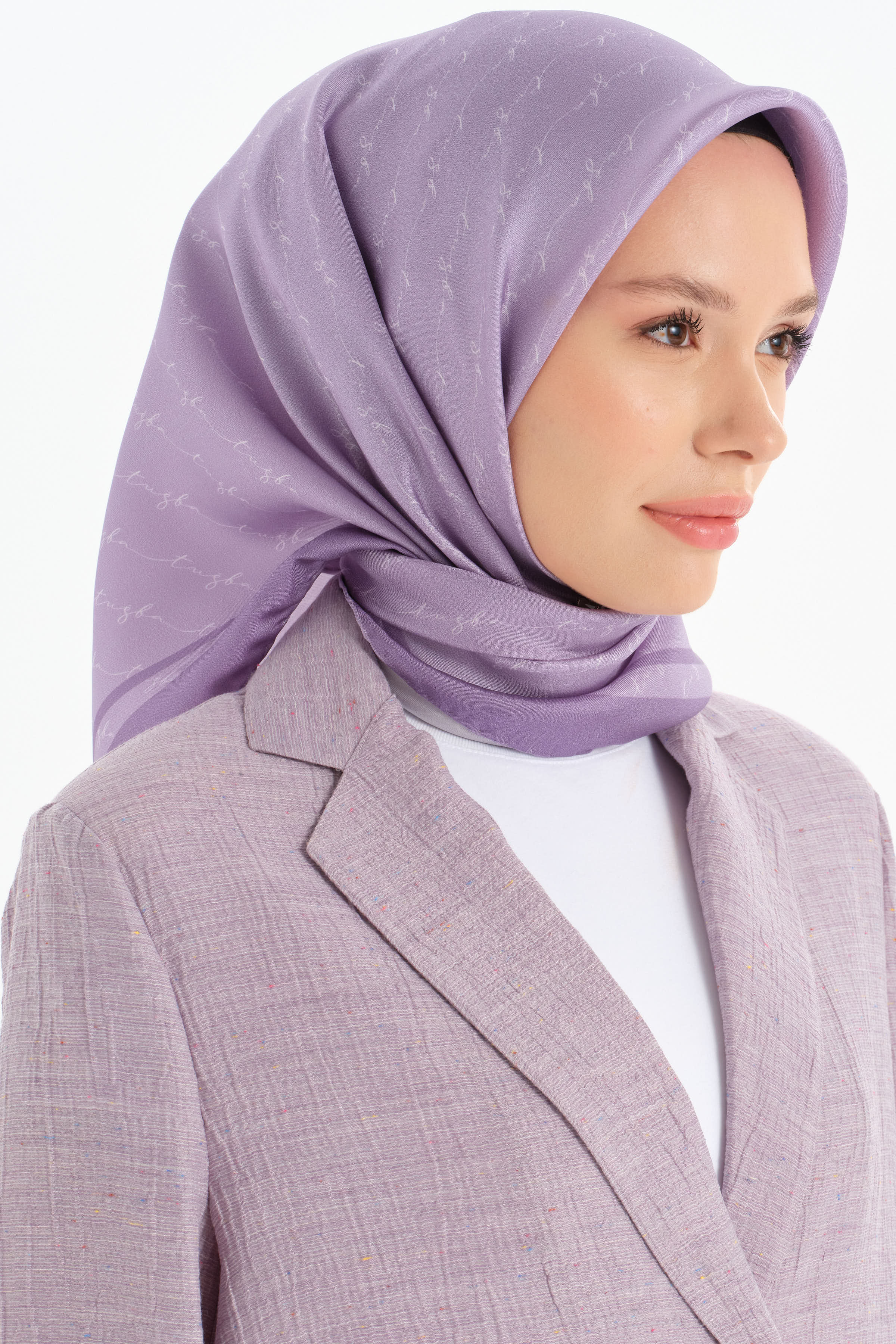 El Yazı Desenli Twill İpek Eşarp - Lila TUGBA