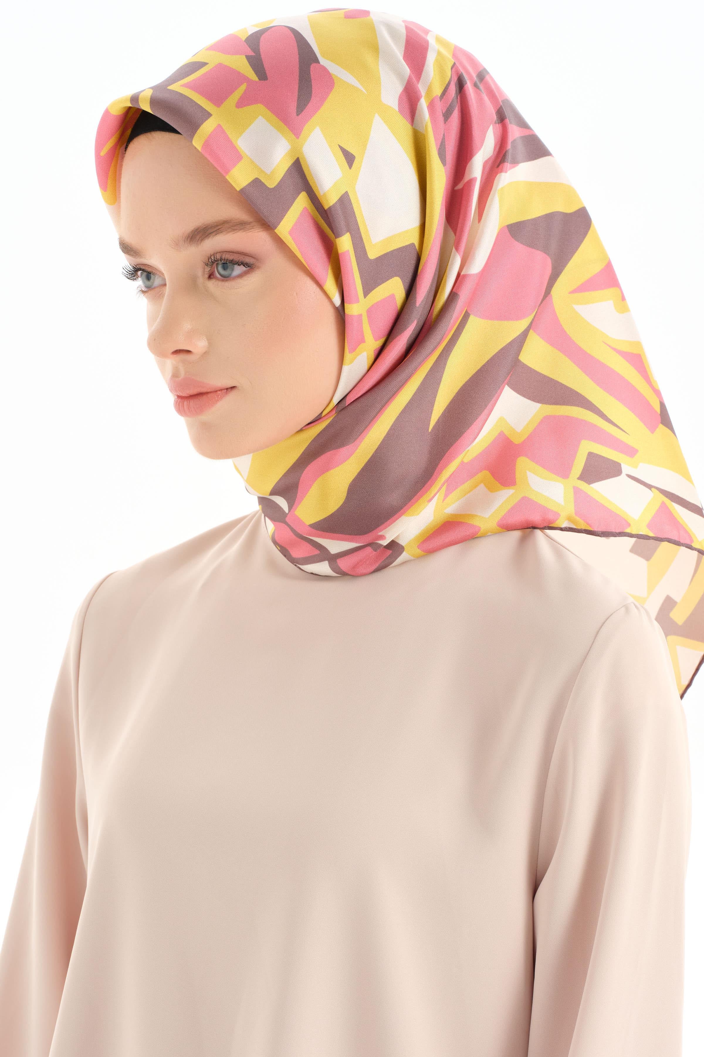 Etnik Desen Twill İpek Eşarp - Sarı TUGBA