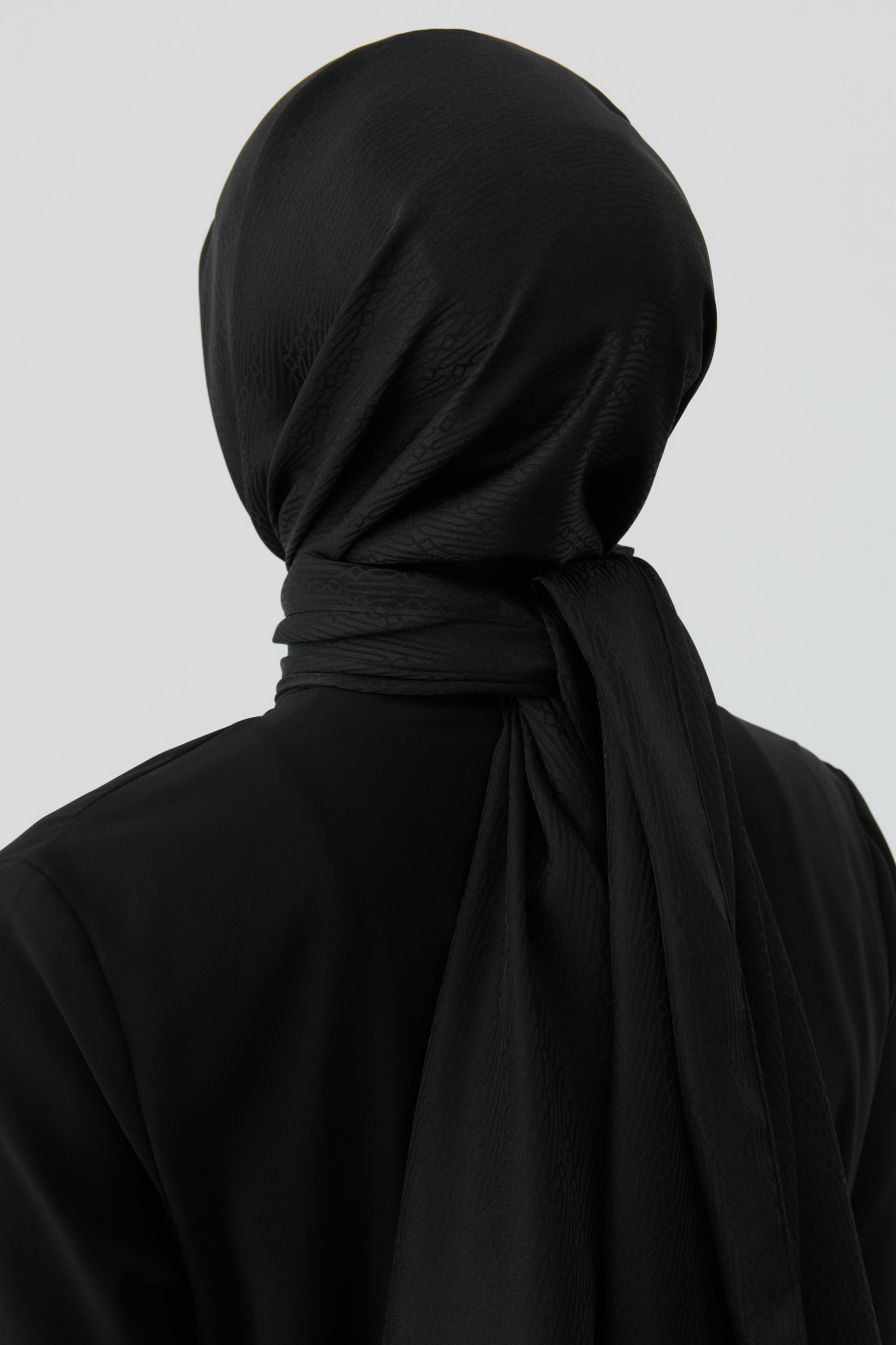 Etnik Desen Janjan Jakar Şal - Siyah TUGBA