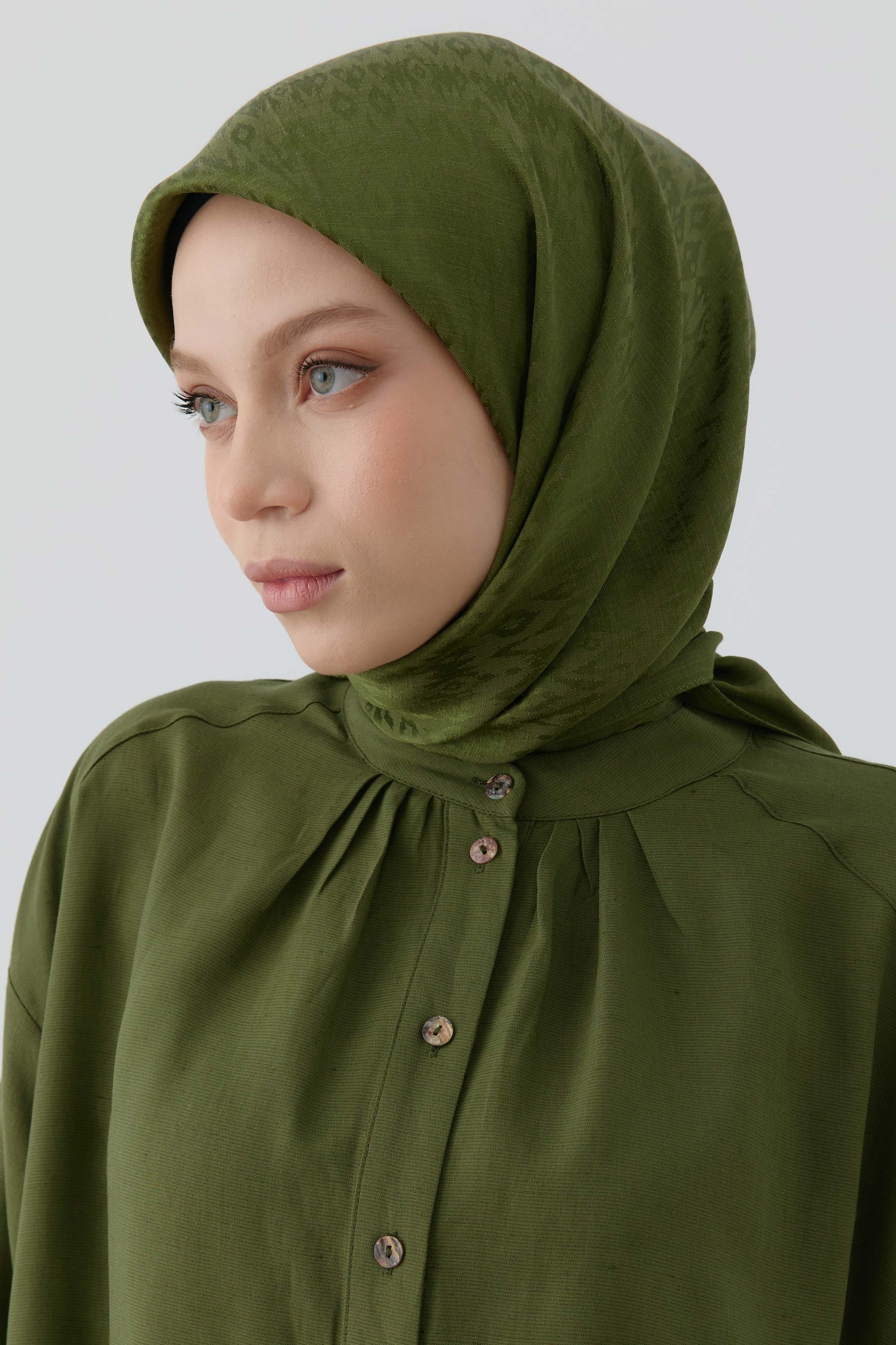 Etnik İkat Desenli Nida Naturel Eşarp - Haki TUGBA