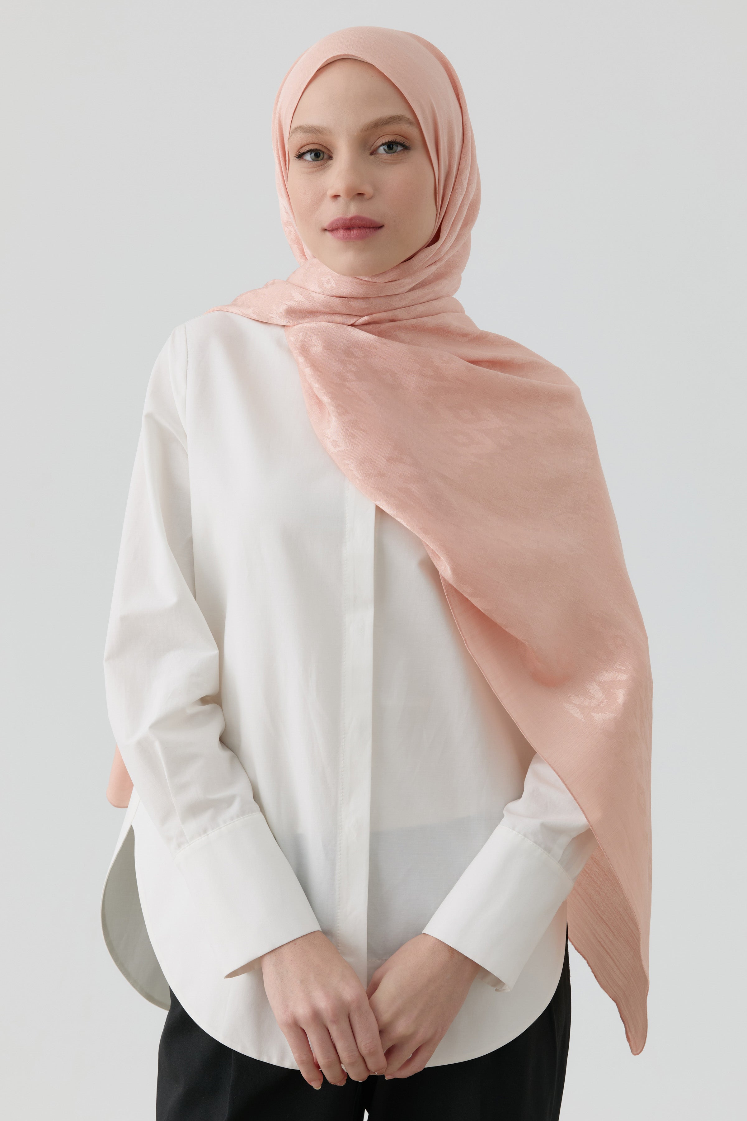 Etnik İkat Desenli Nida Naturel Şal - Somon TUGBA