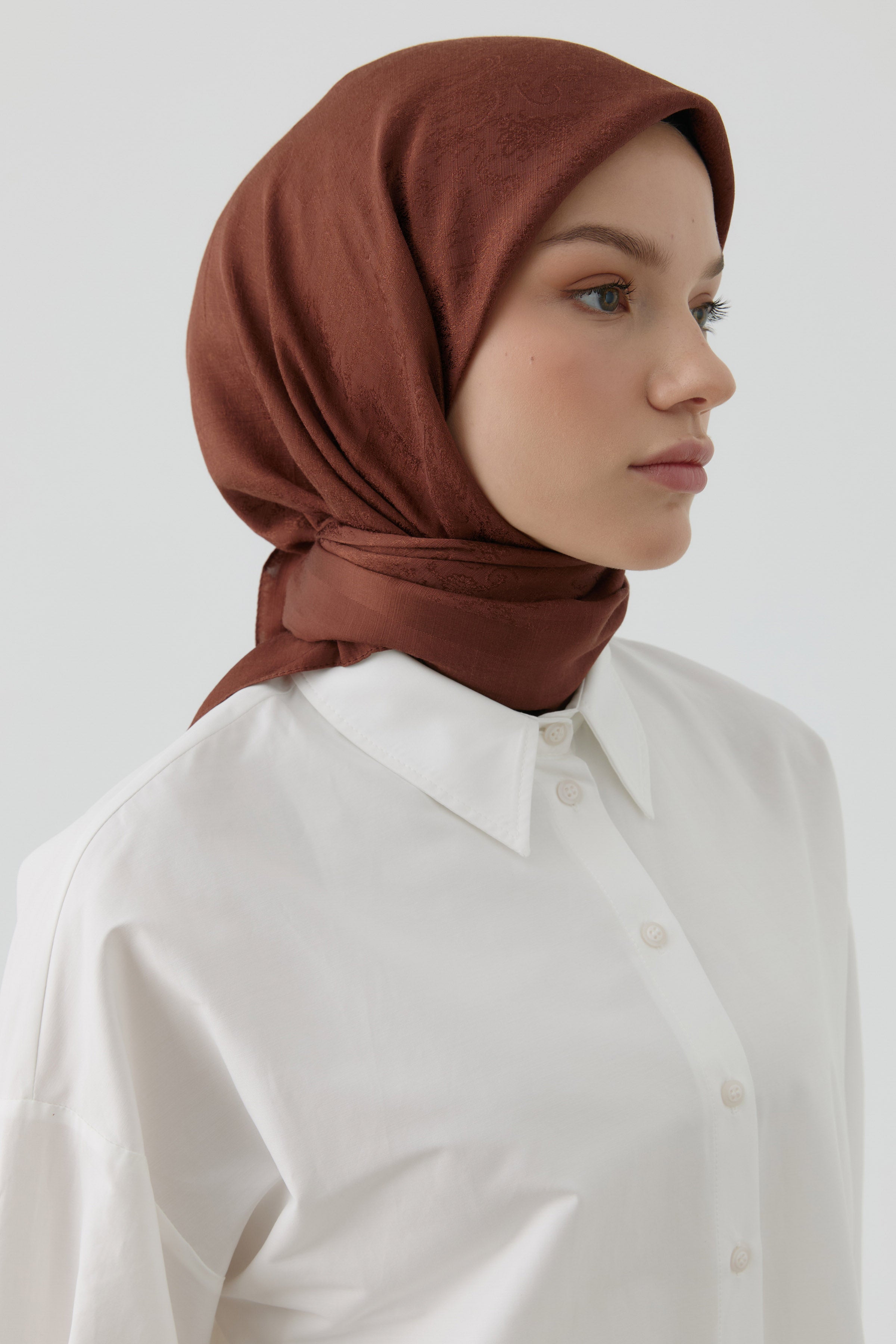 Etnik Şal Desenli Naturel Eşarp - Kahve TUGBA