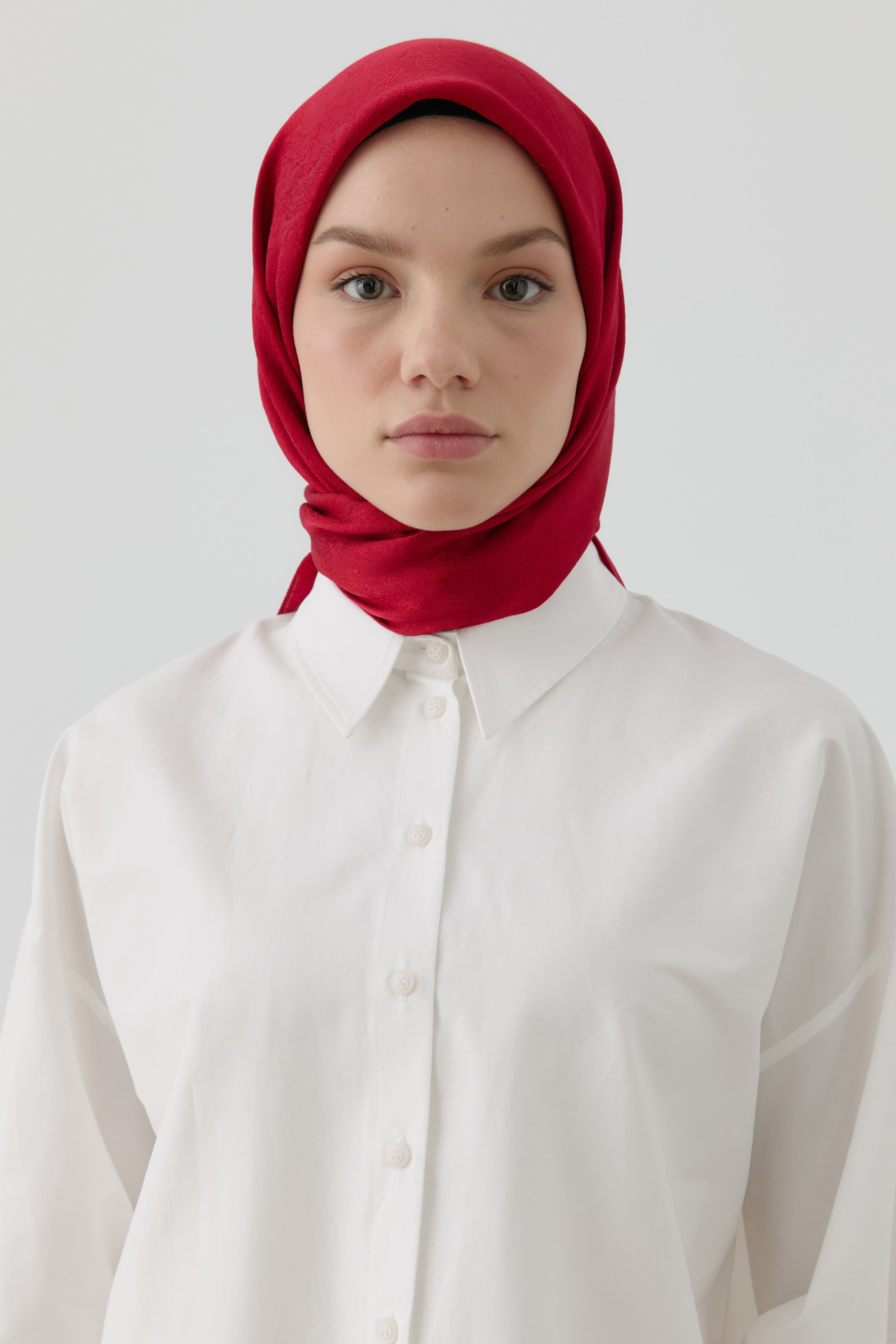 Etnik Şal Desenli Naturel Eşarp - Kırmızı TUGBA