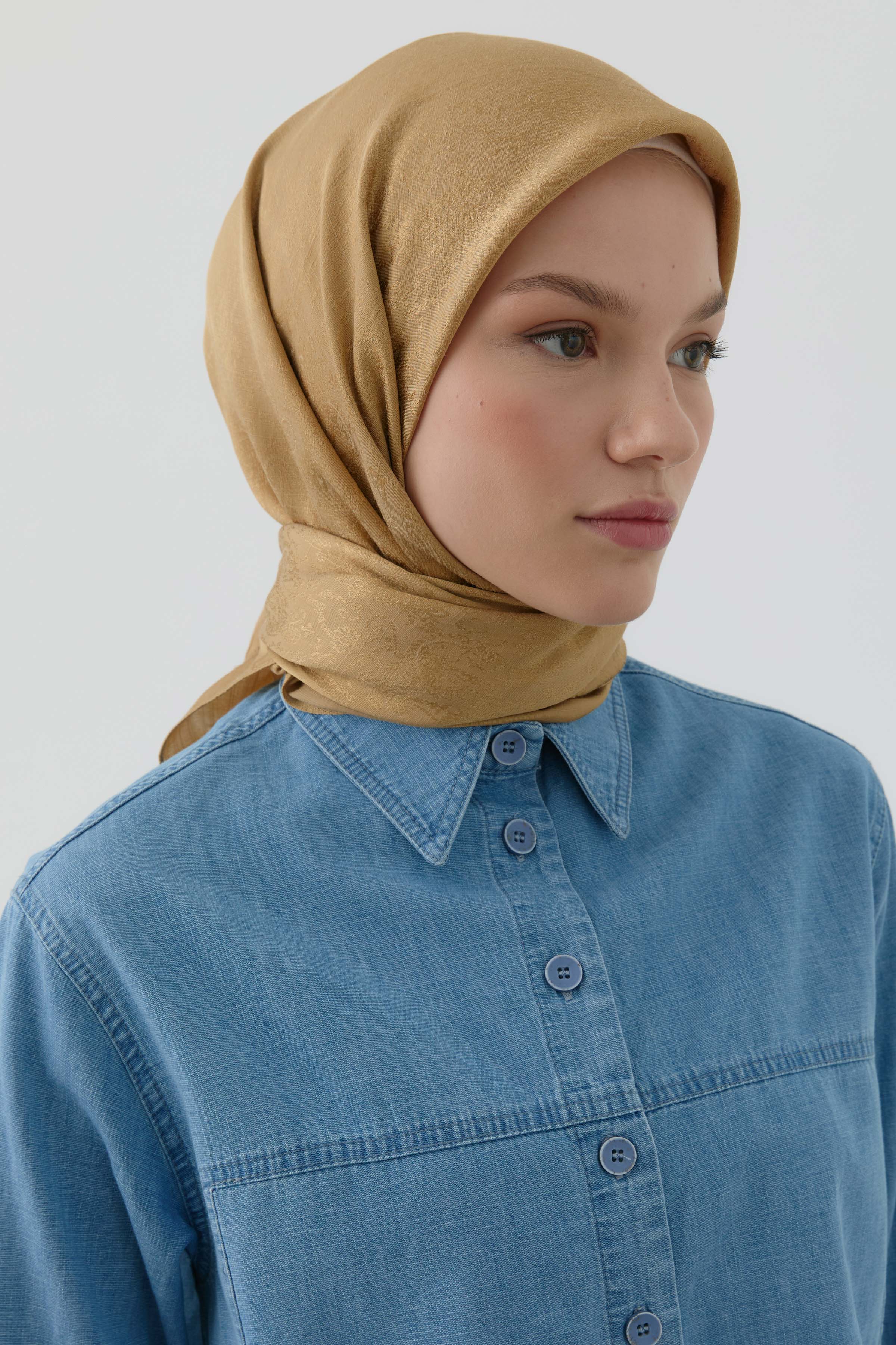 Etnik Şal Desenli Naturel Eşarp - Safran TUGBA