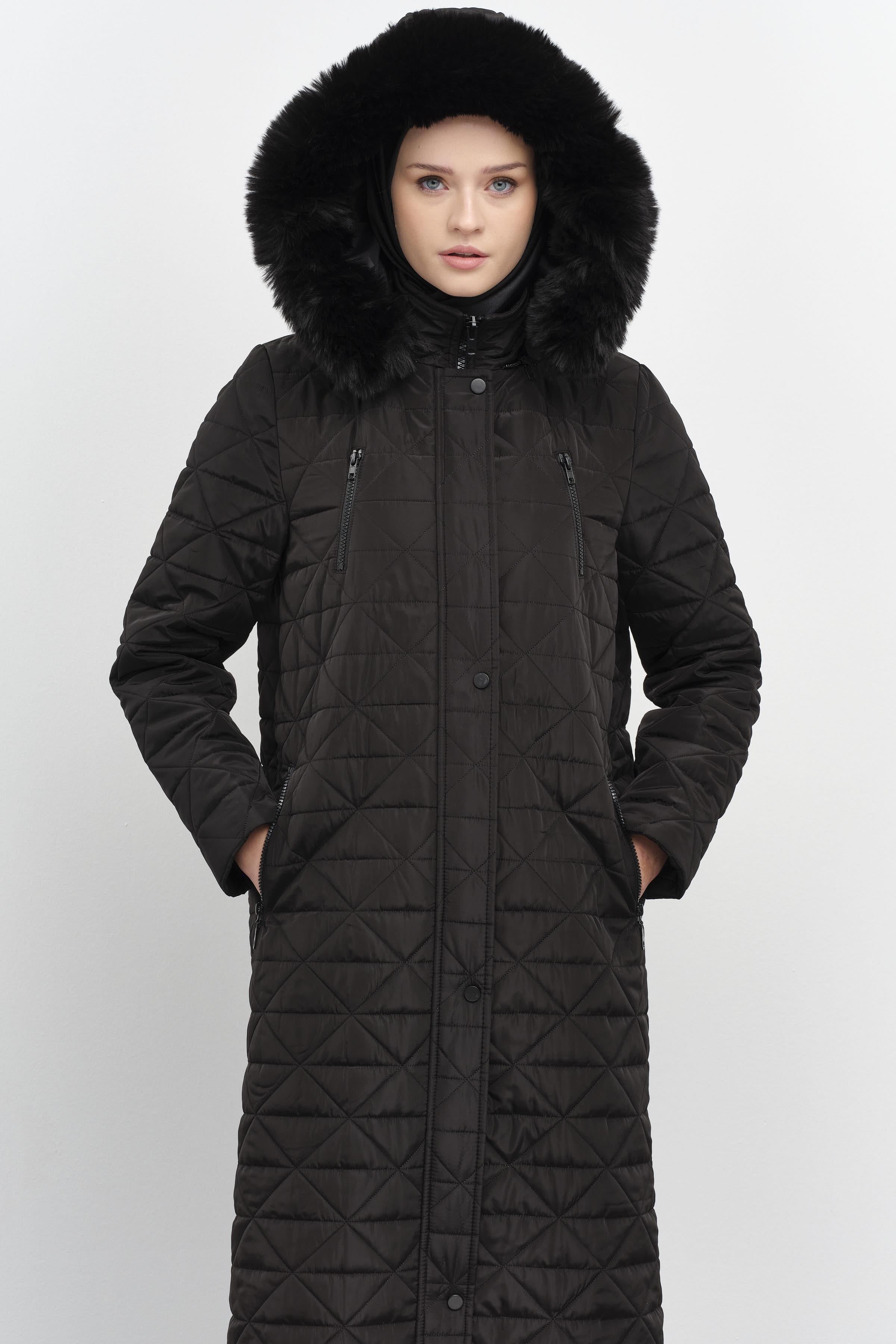 Fermuar Cep Detaylı Kapüşonlu Kapitone Manto - Siyah TUGBA