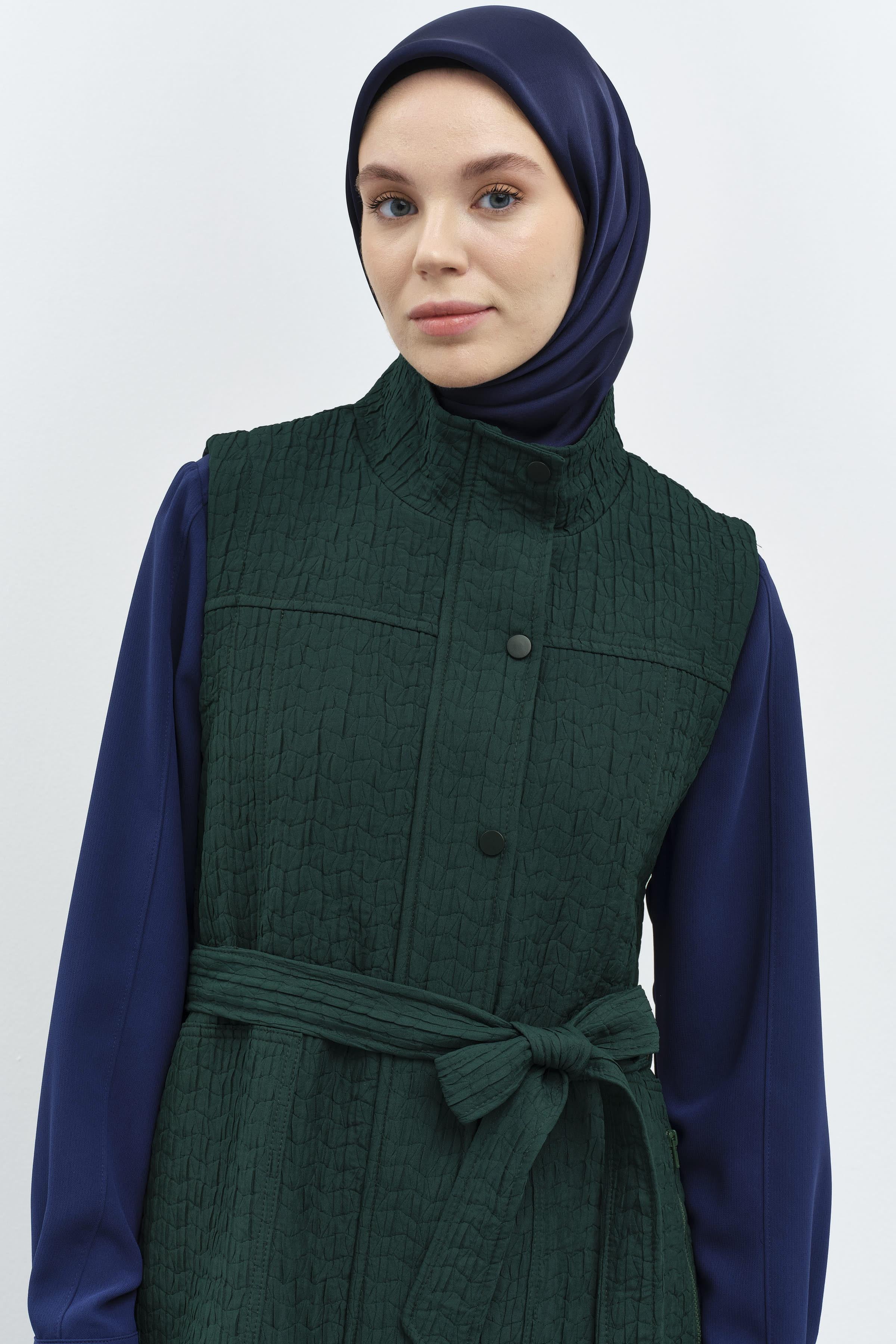 Fermuar Kapamalı Cepli Yelek - Zümrüt TUGBA