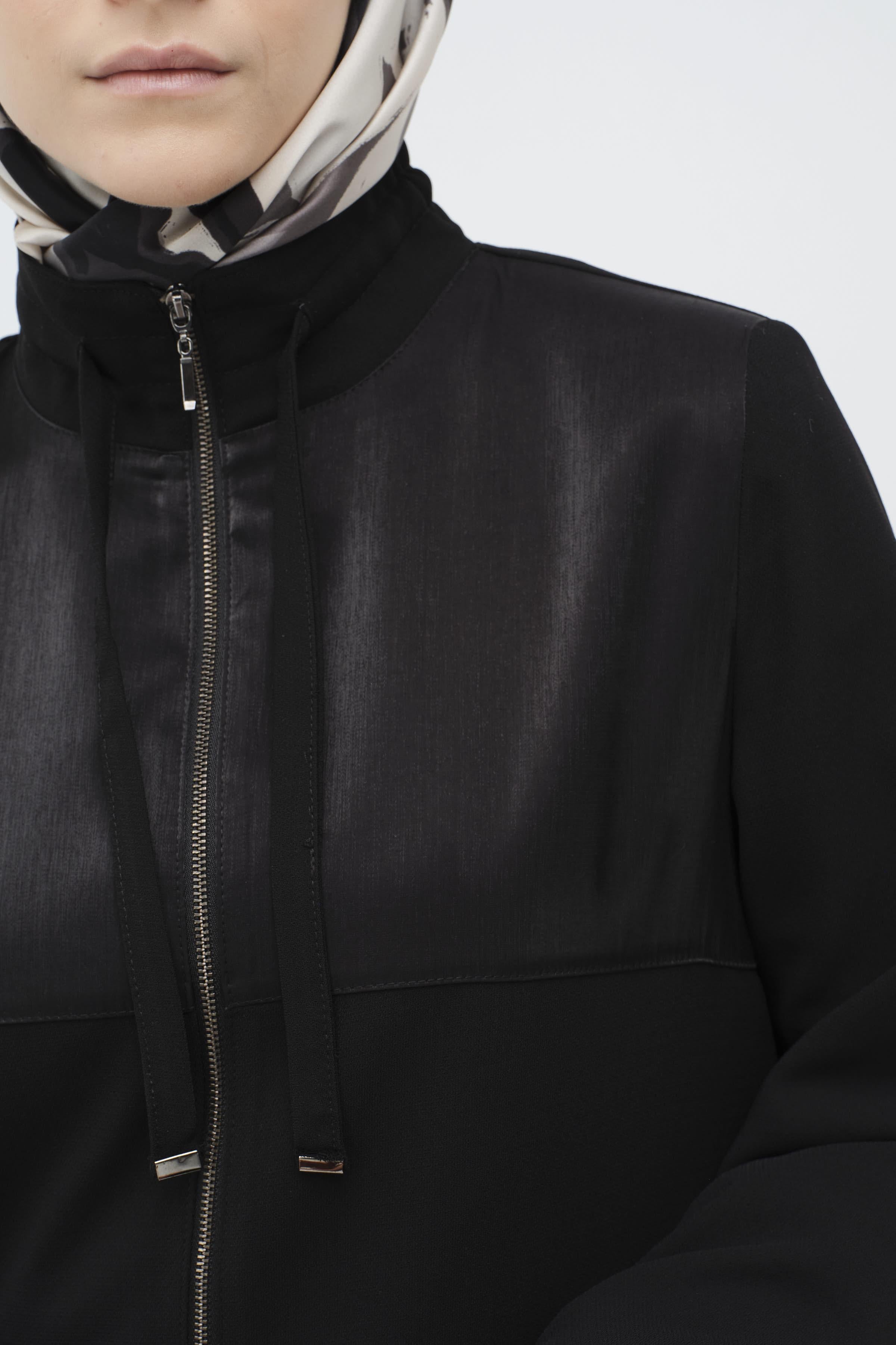 Fermuar Kapamalı Garnili Ferace - Siyah TUGBA