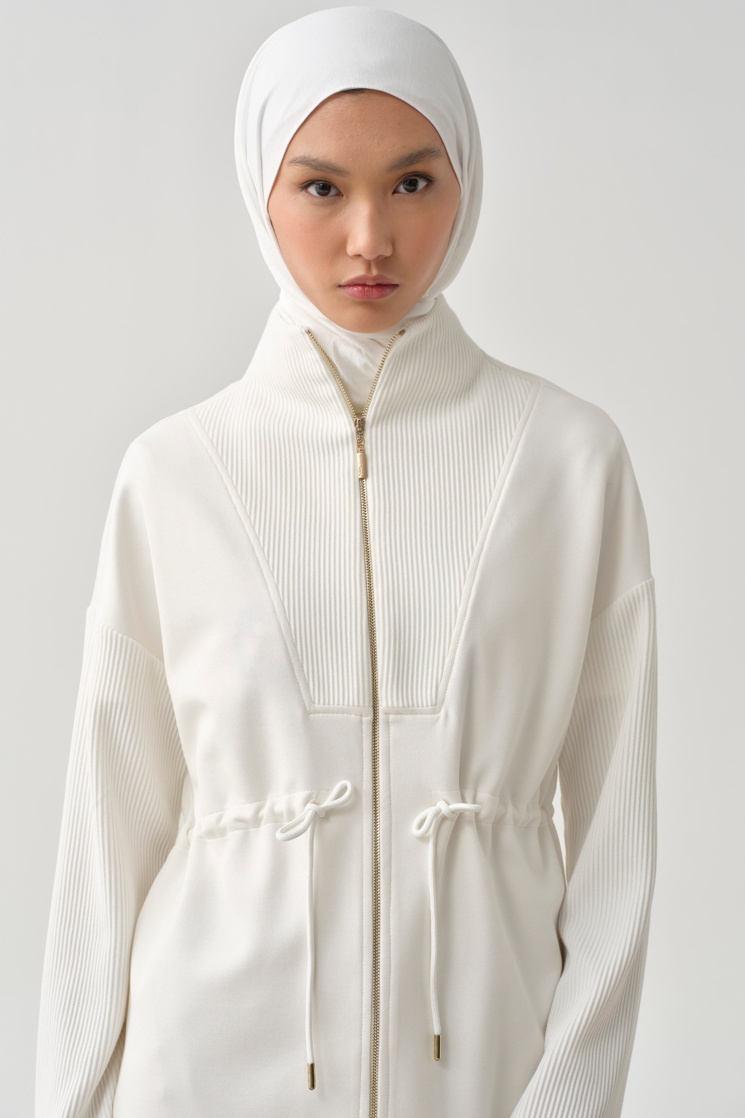 Fermuar Kapamalı Garnili Sweat - Beyaz TUGBA