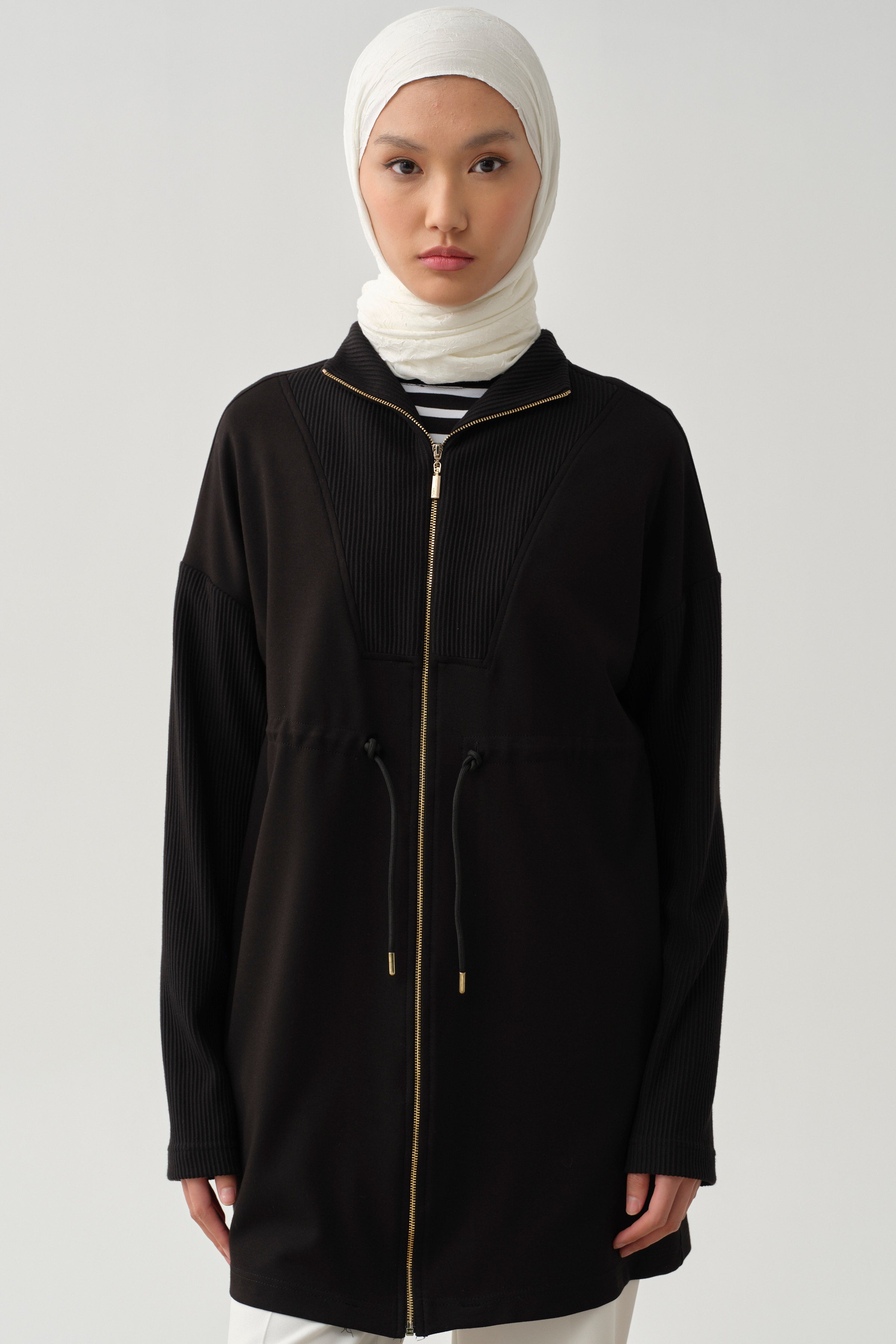 Fermuar Kapamalı Garnili Sweat - Siyah TUGBA