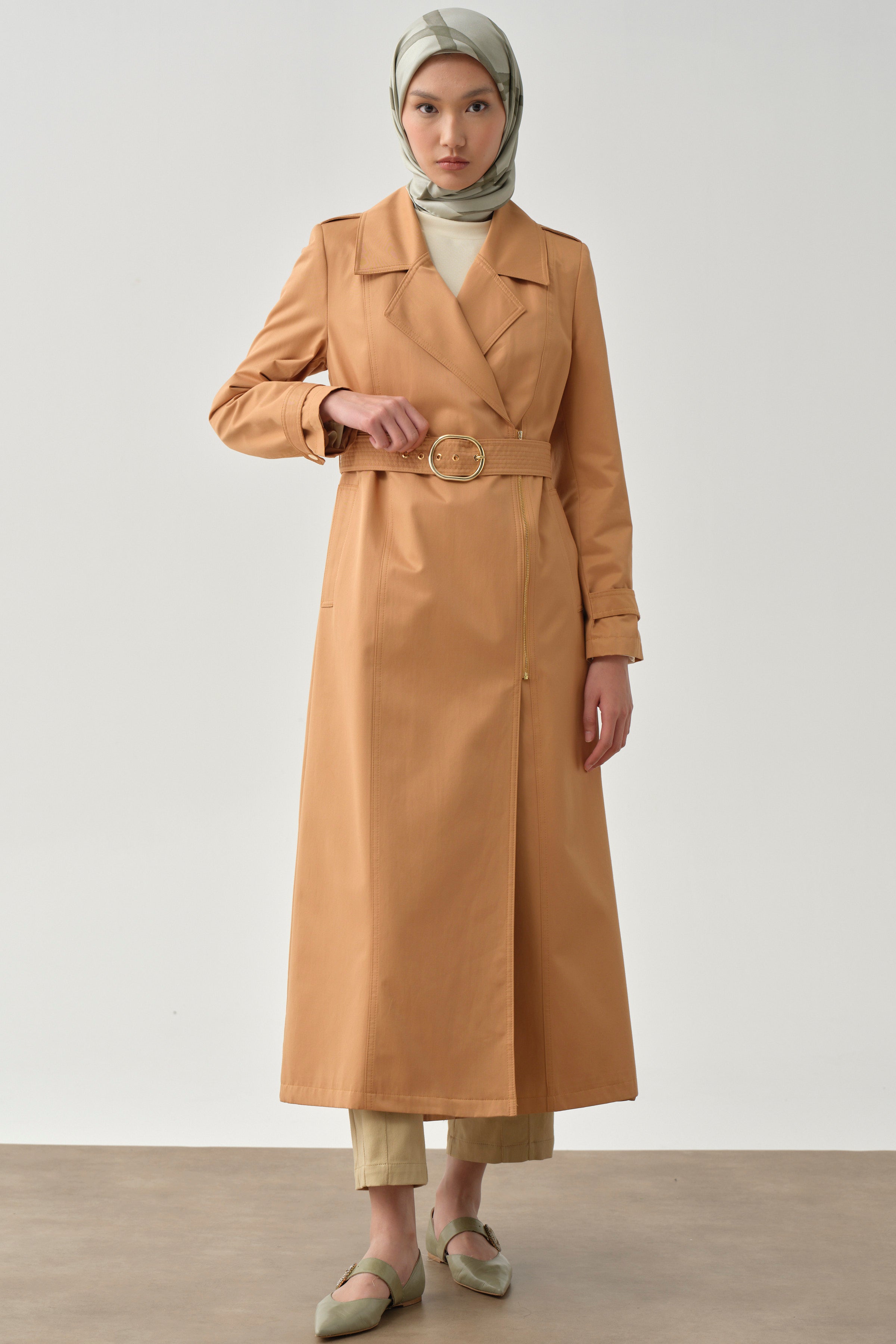 Fermuar Kapamalı Kemerli Trençkot - Camel TUGBA