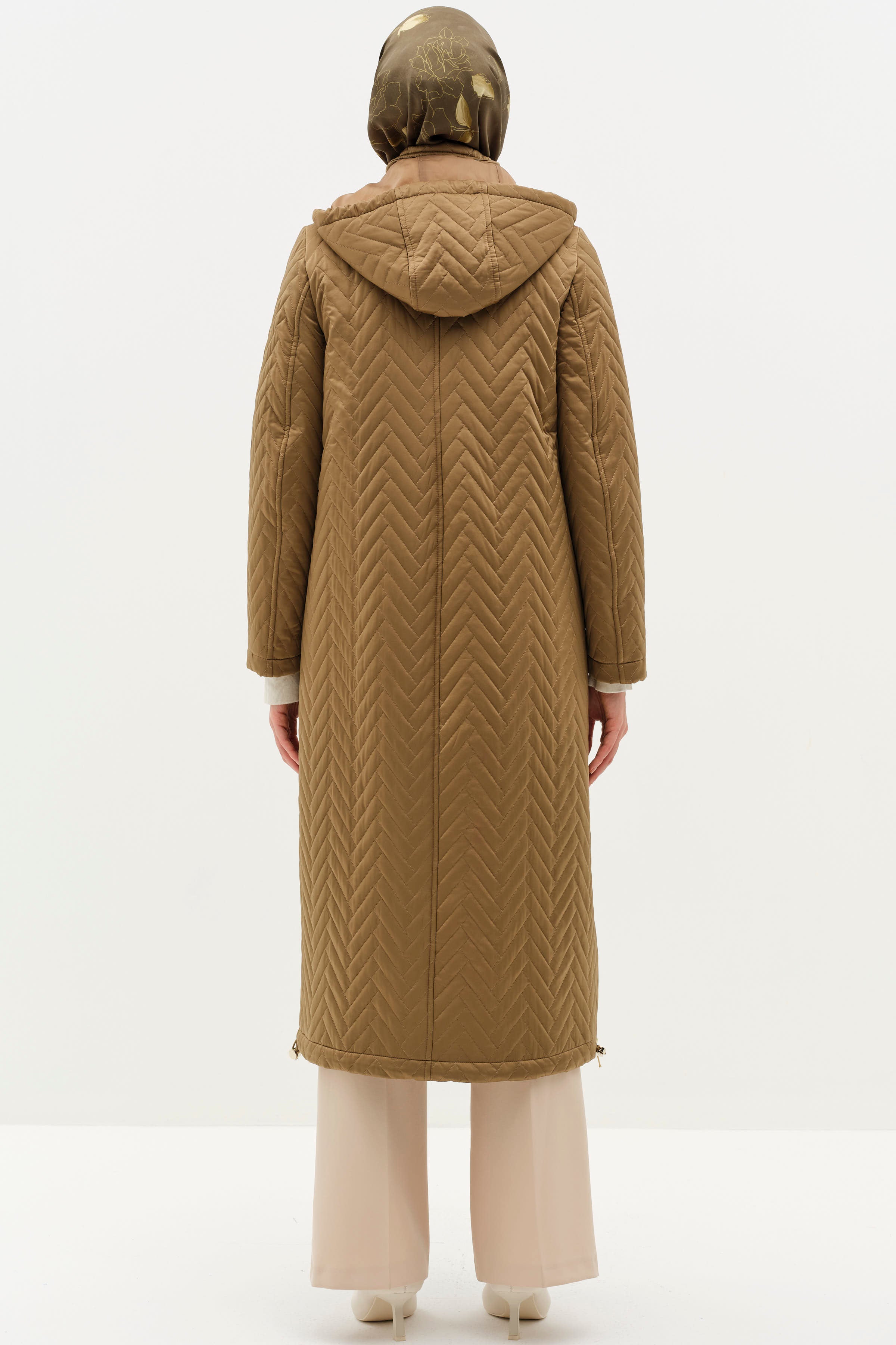 Fermuar Yırtmaçlı Kapitone Kaban - Olive TUĞBA