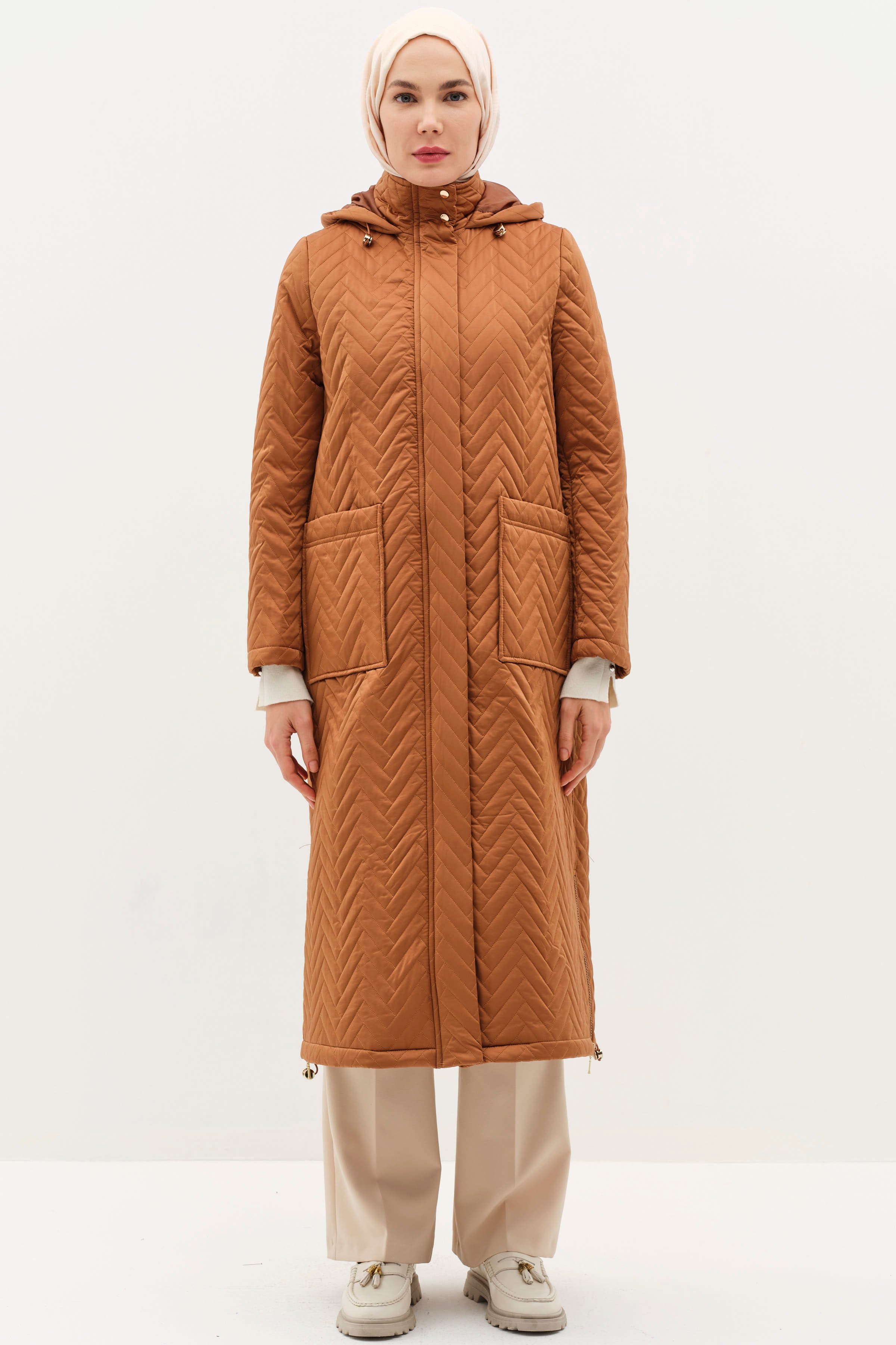 Fermuar Yırtmaçlı Kapitone Kaban - Taba TUĞBA