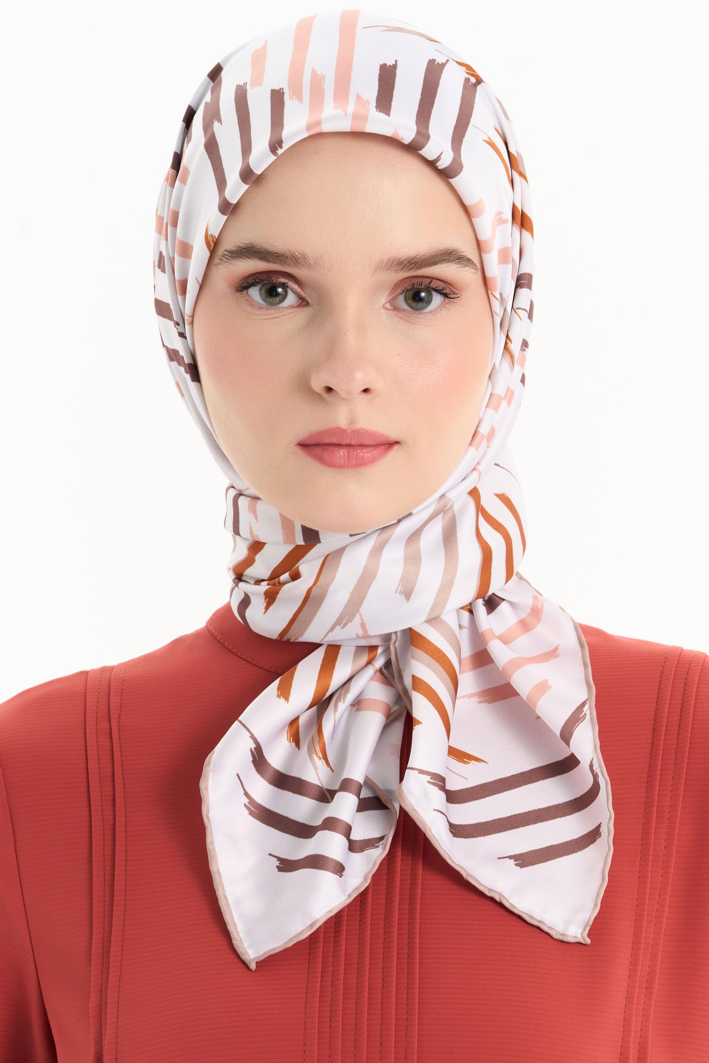 Fırça Desenli Stil Eşarp - Bej TUGBA