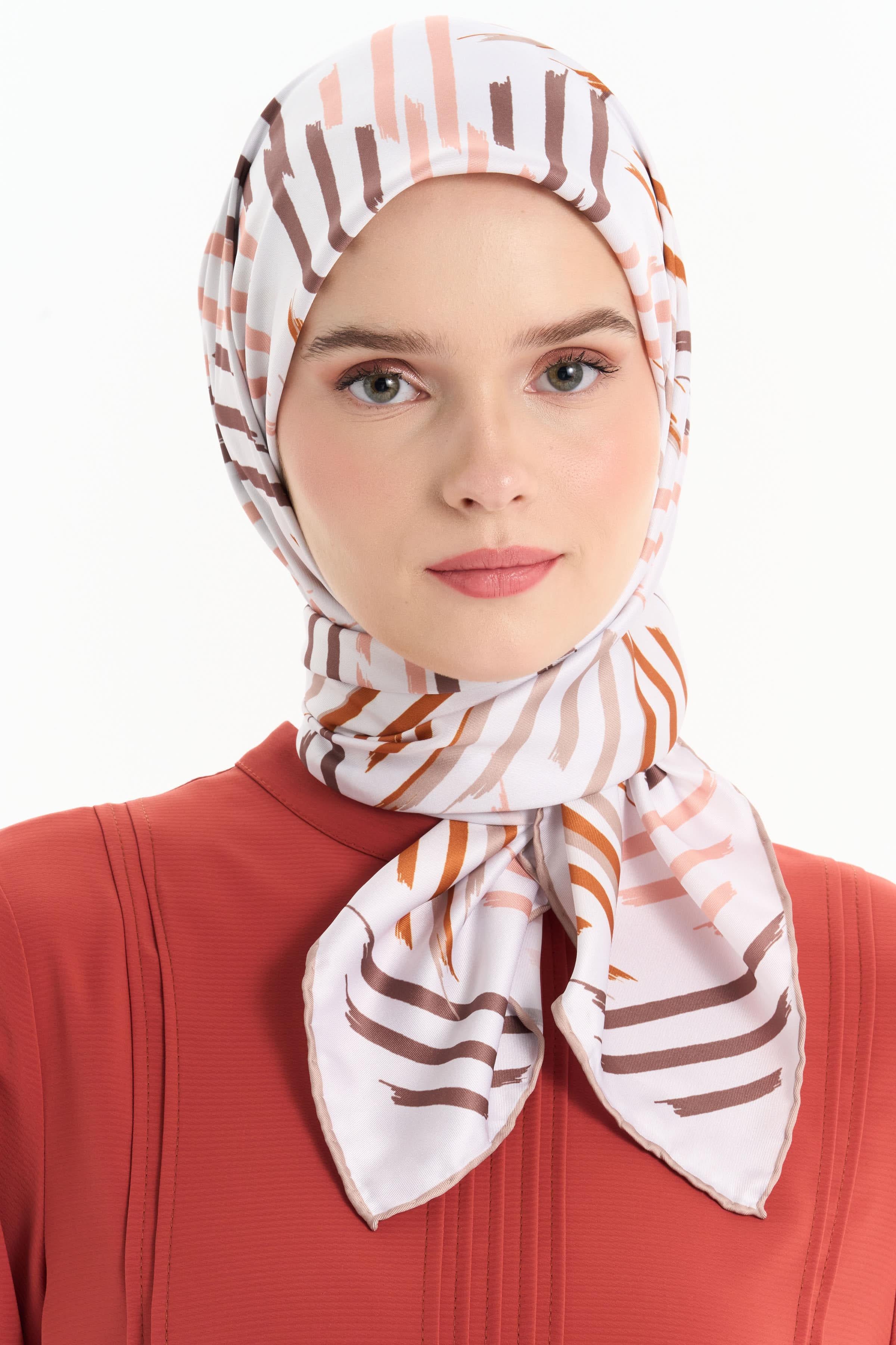 Fırça Desenli Stil Eşarp - Bej TUGBA