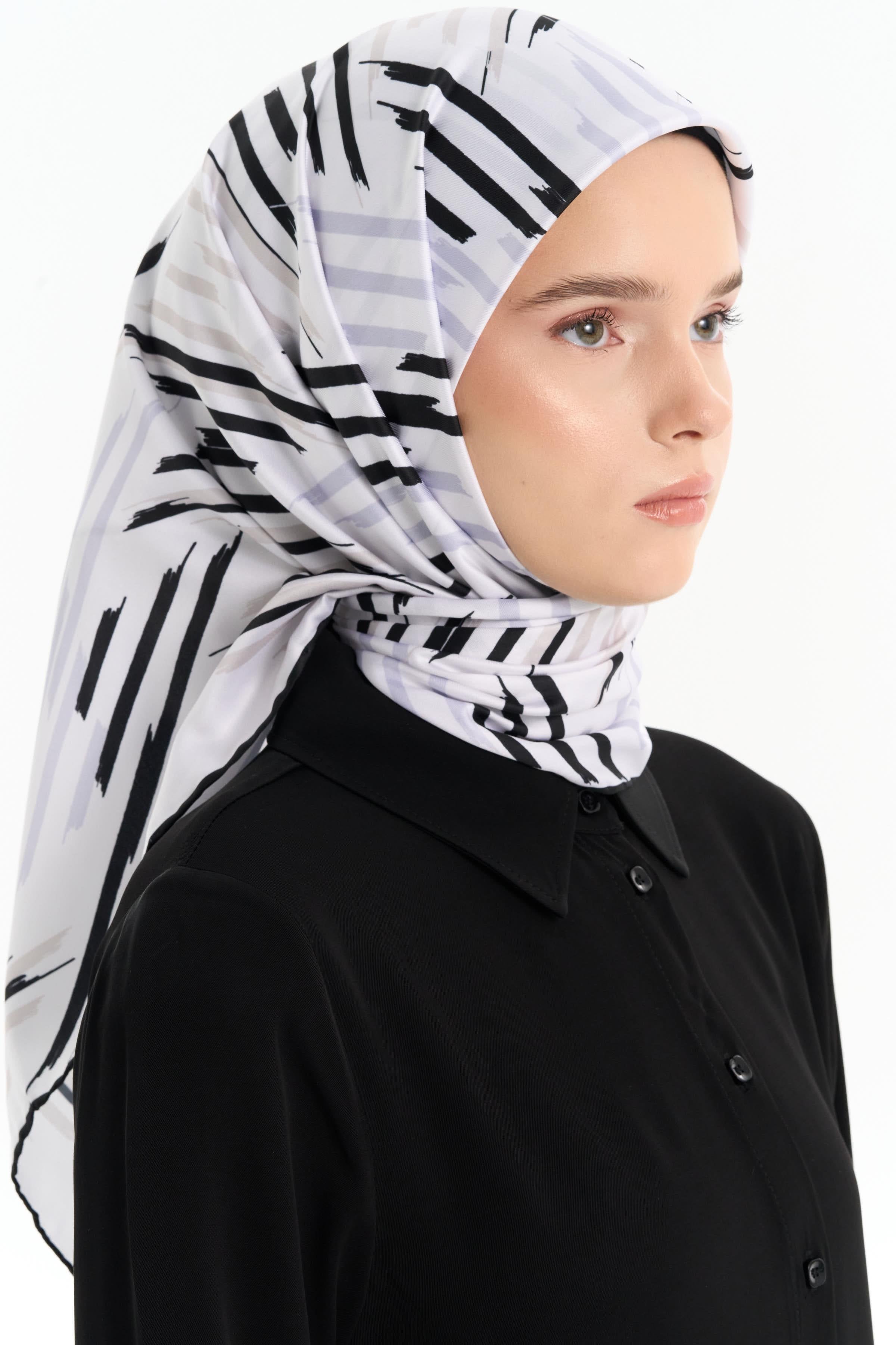 Fırça Desenli Stil Eşarp - Ekru TUGBA