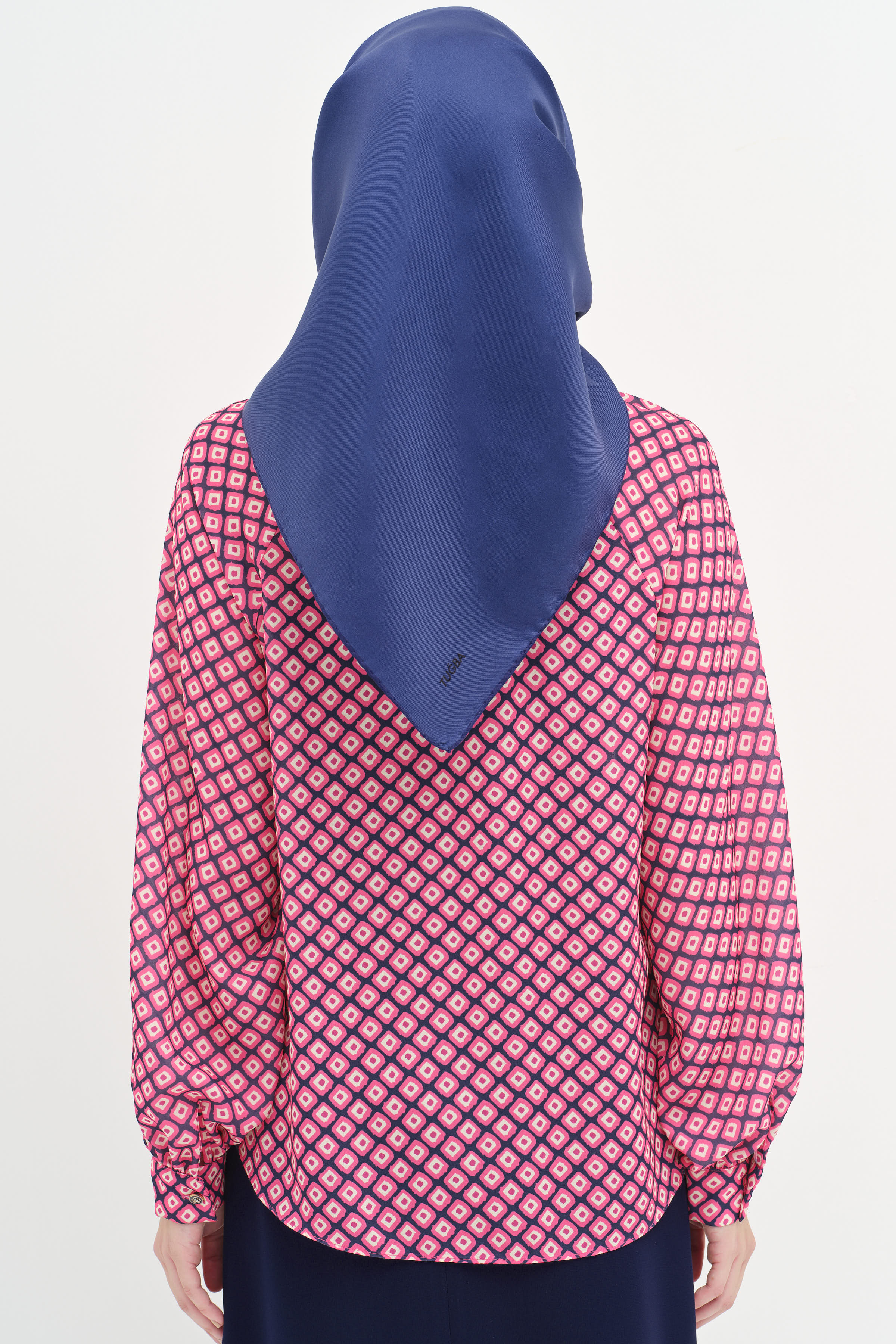 Fırfır Yakalı Büzgülü Desenli Gömlek - Fuşya TUGBA