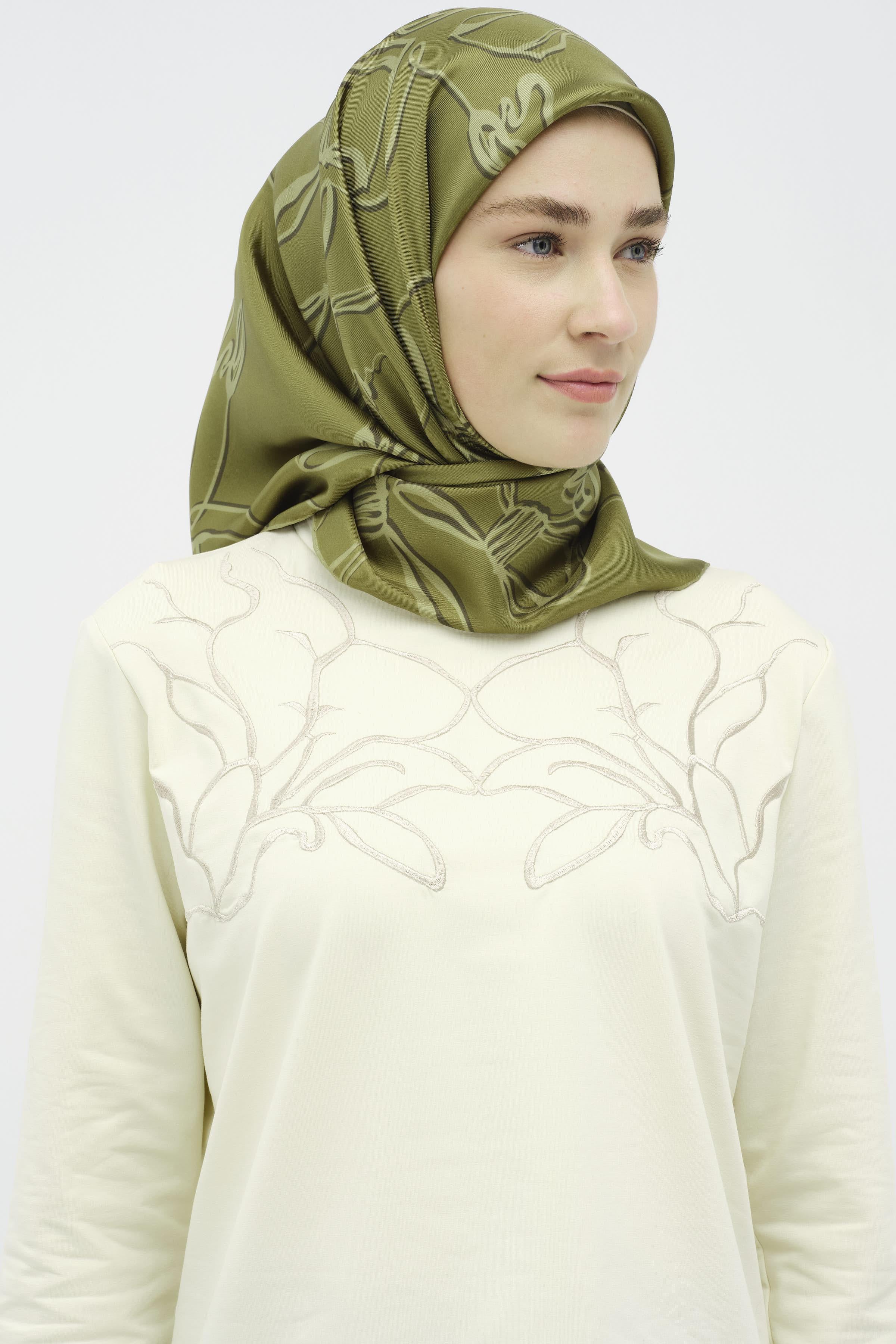 Fiyonk Desenli Twill İpek Eşarp - Fıstık Yeşili TUGBA