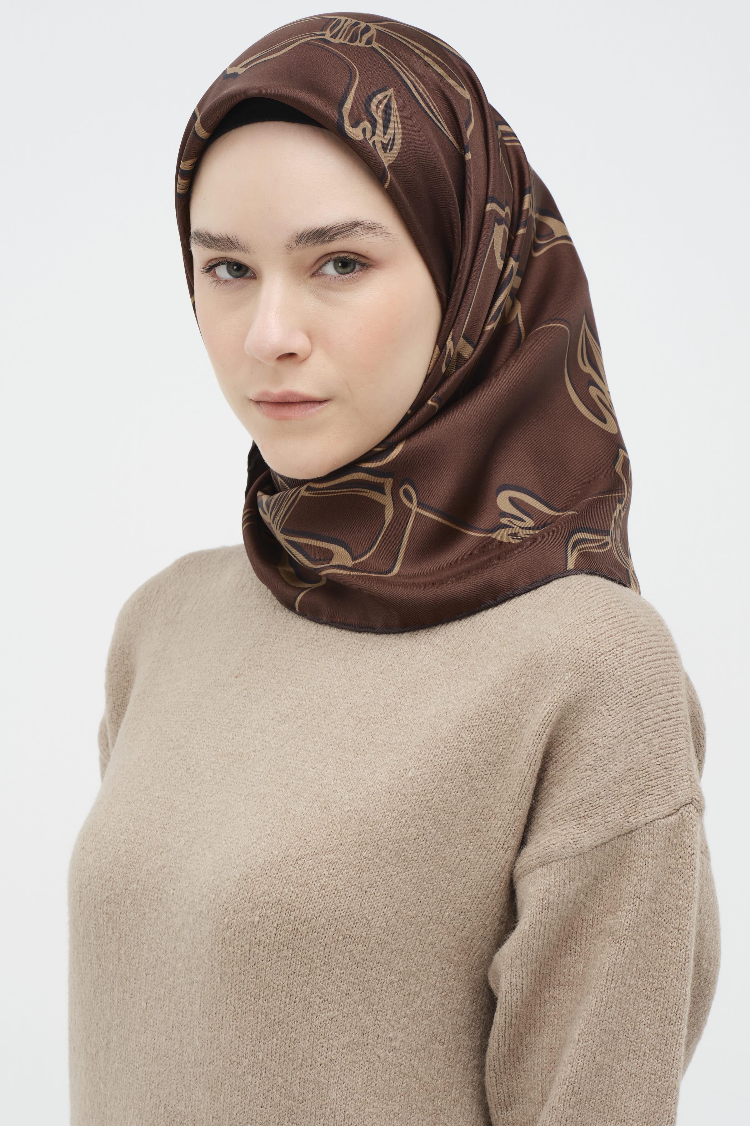 Fiyonk Desenli Twill İpek Eşarp - Kahve TUGBA