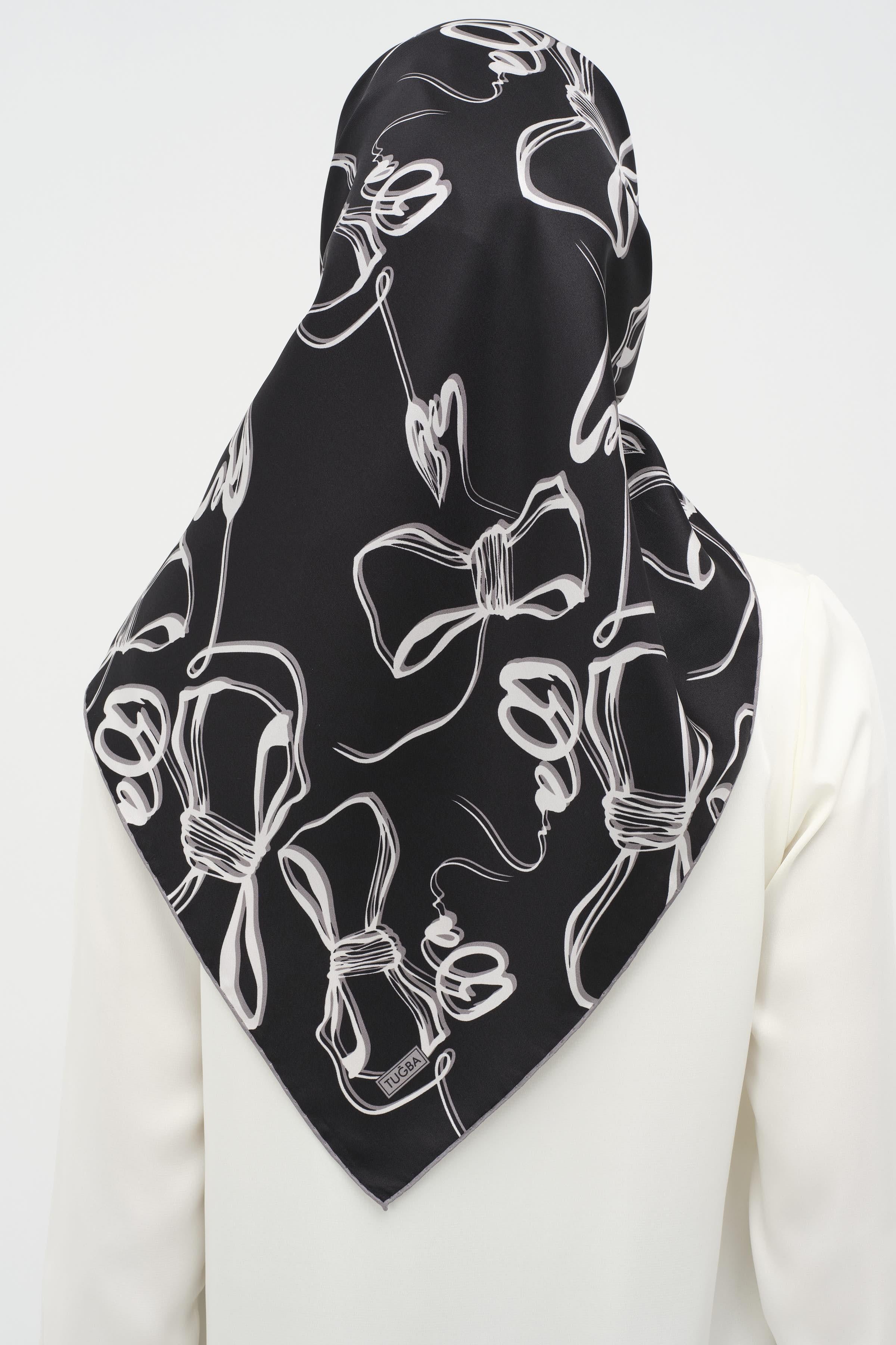 Fiyonk Desenli Twill İpek Eşarp - Siyah TUGBA