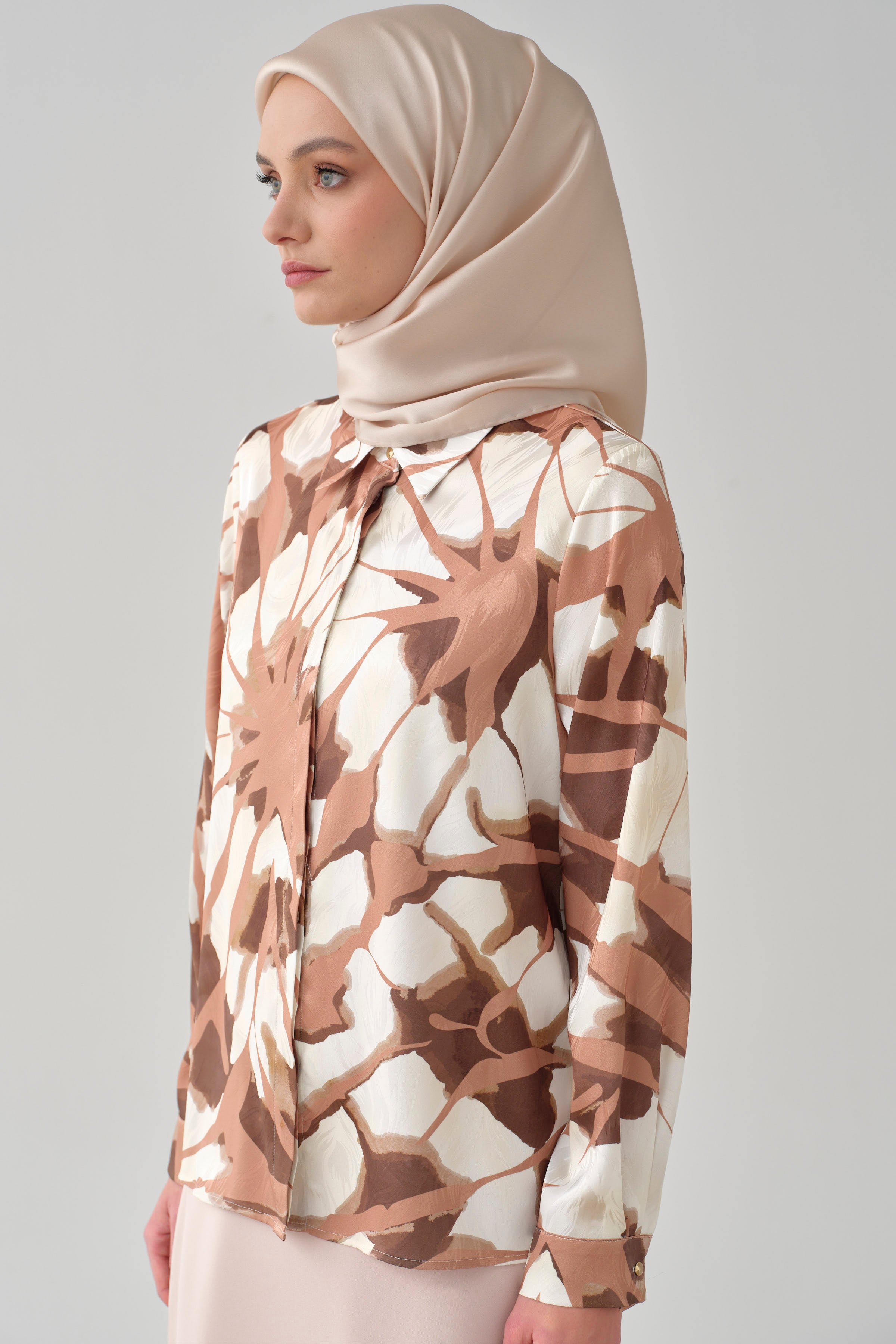 Floral Desen Jakar Gömlek - Kahve TUGBA