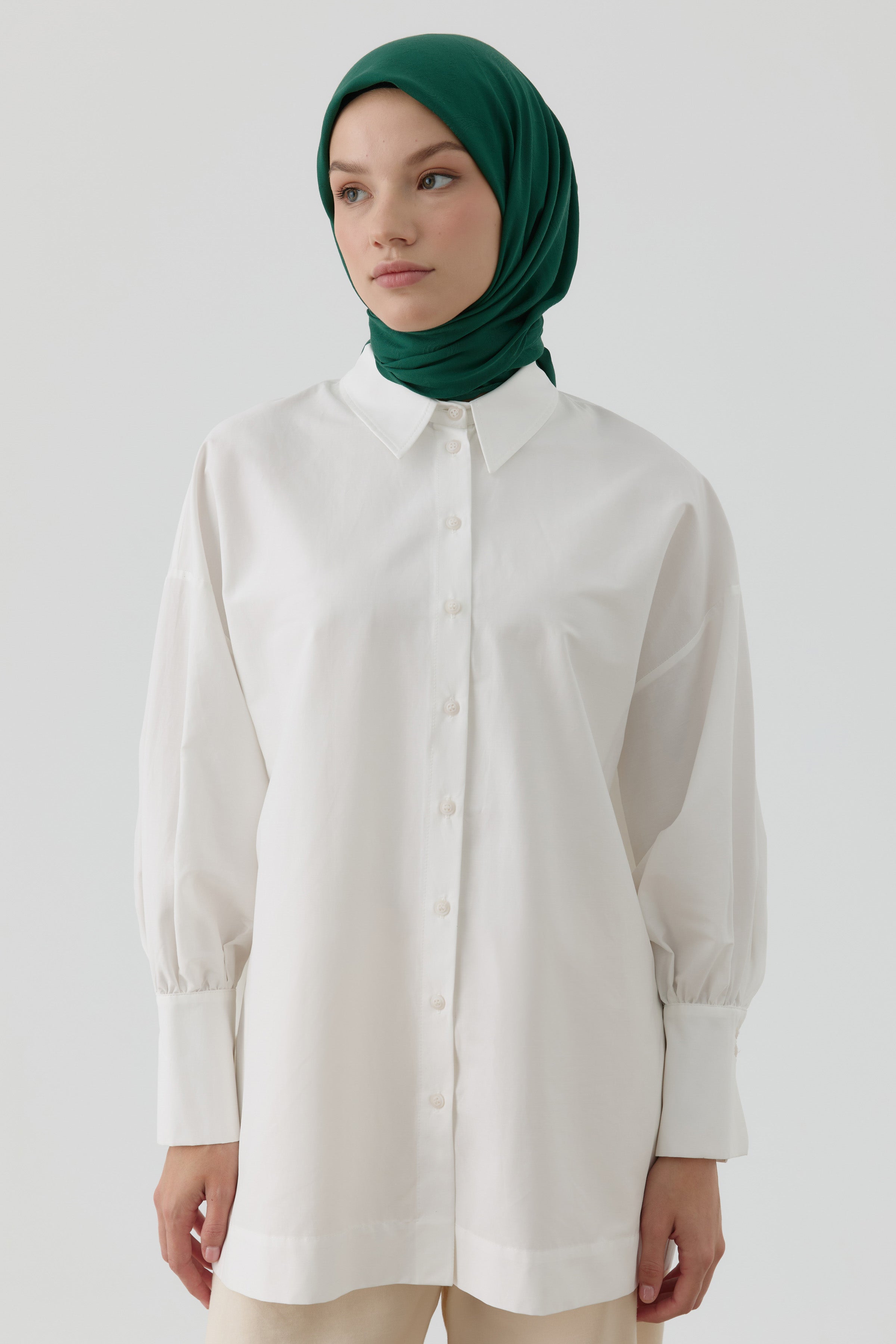 Floral Desen Kenar Detaylı Stil Eşarp - Zümrüt TUGBA