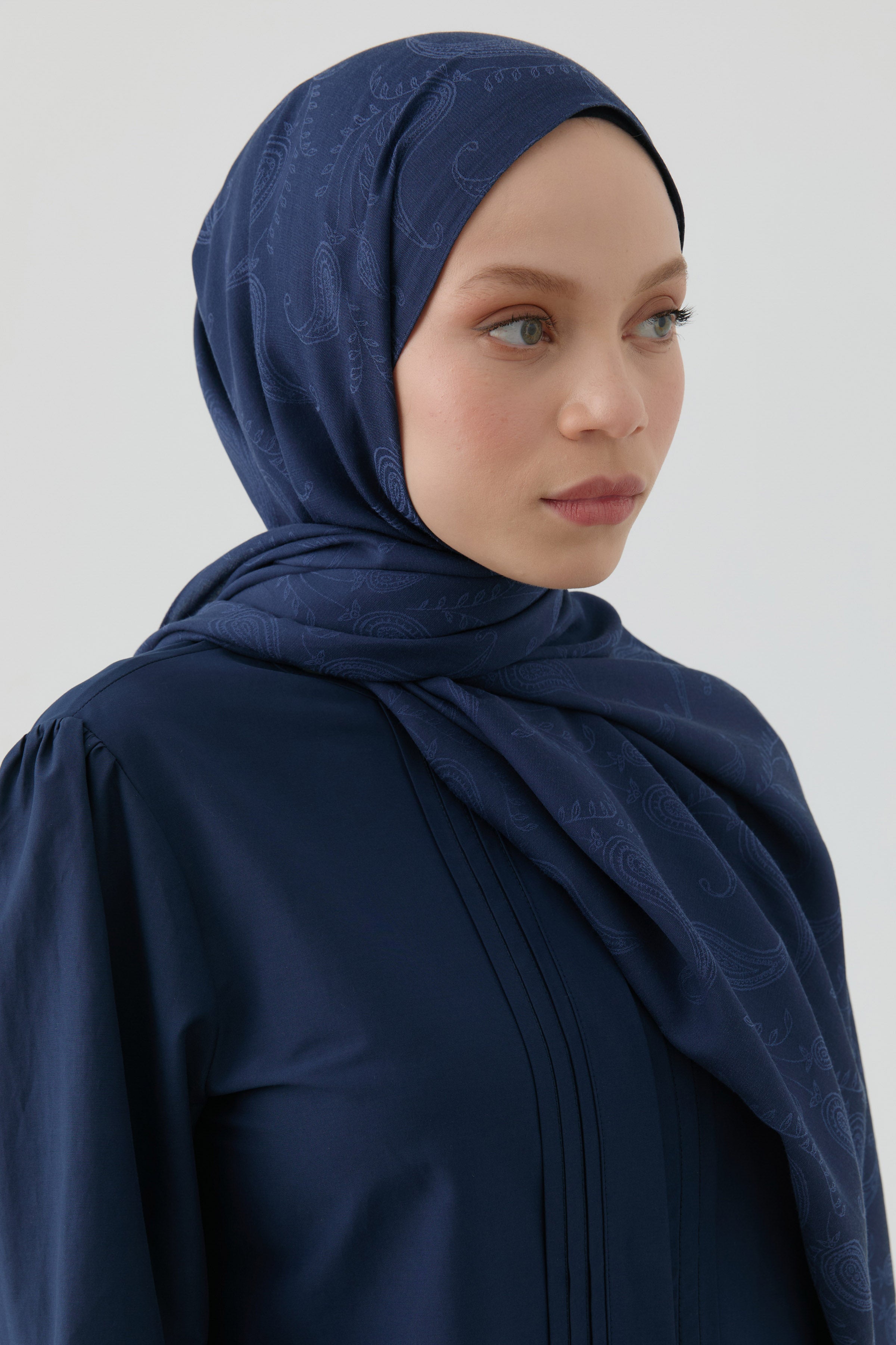 Floral Desen Pamuk Şal - Lacivert TUGBA