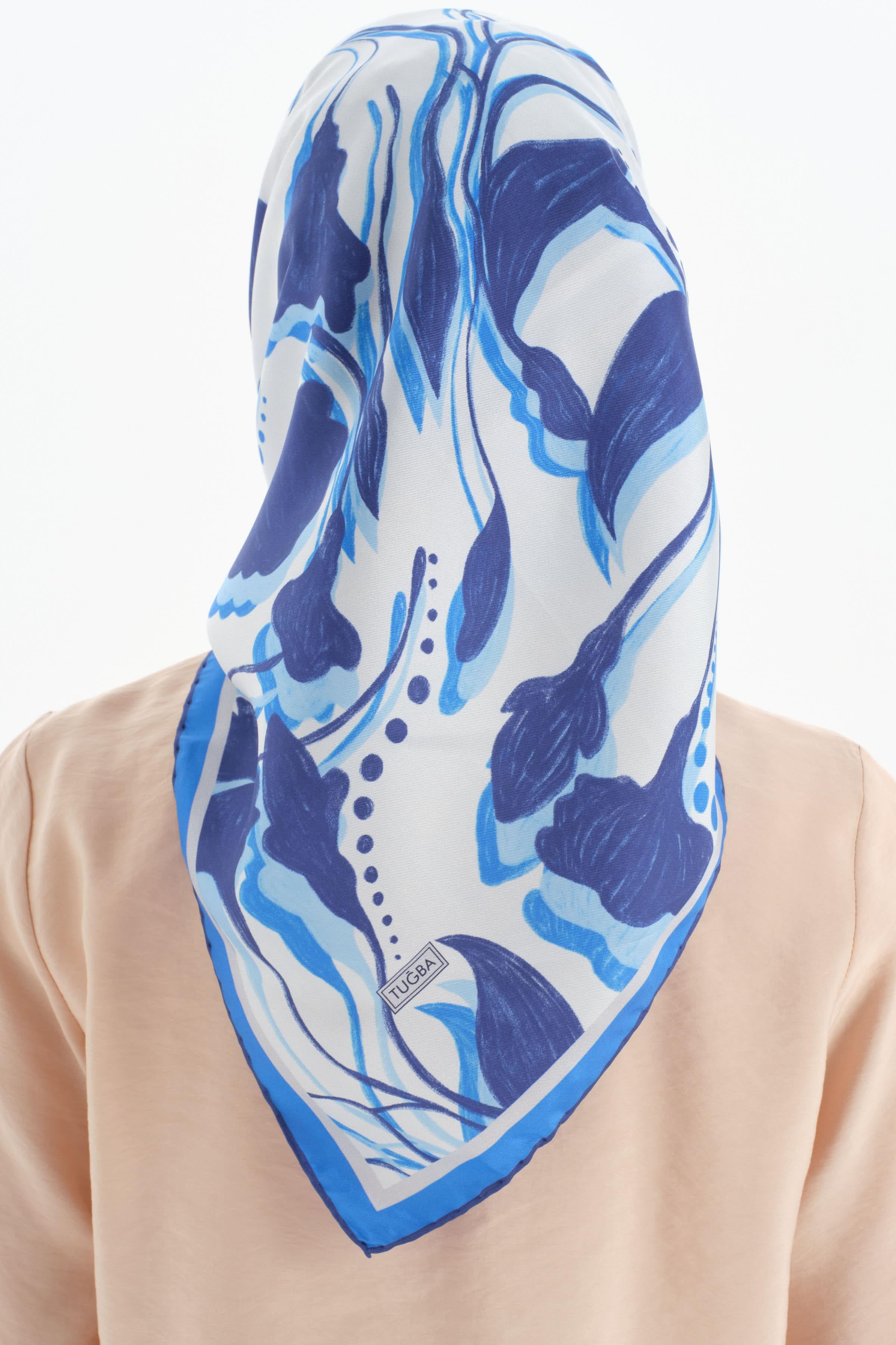 Floral Desenli İpek Eşarp - Lacivert TUGBA