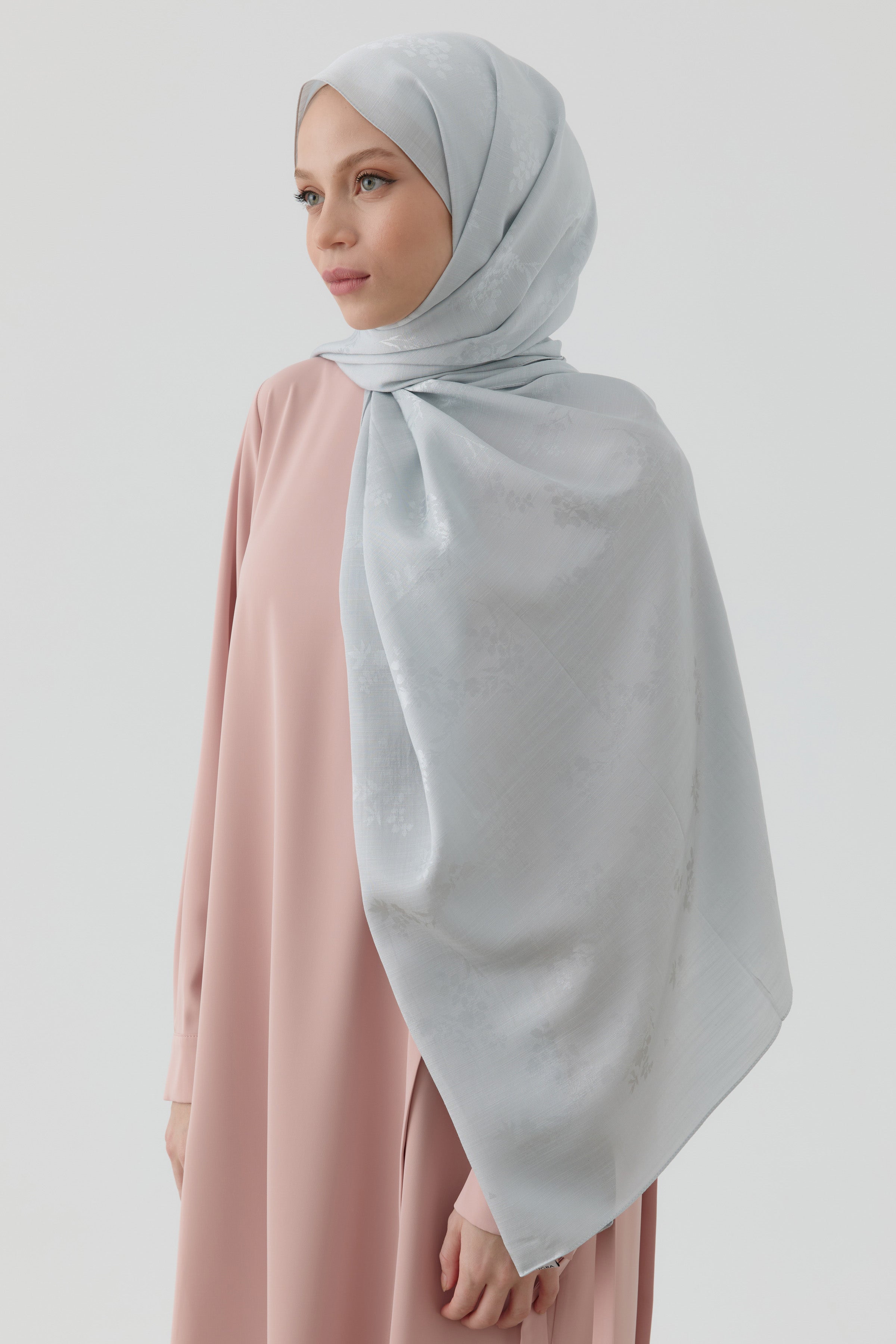 Floral Jakar Naturel Şal - Gümüş TUGBA