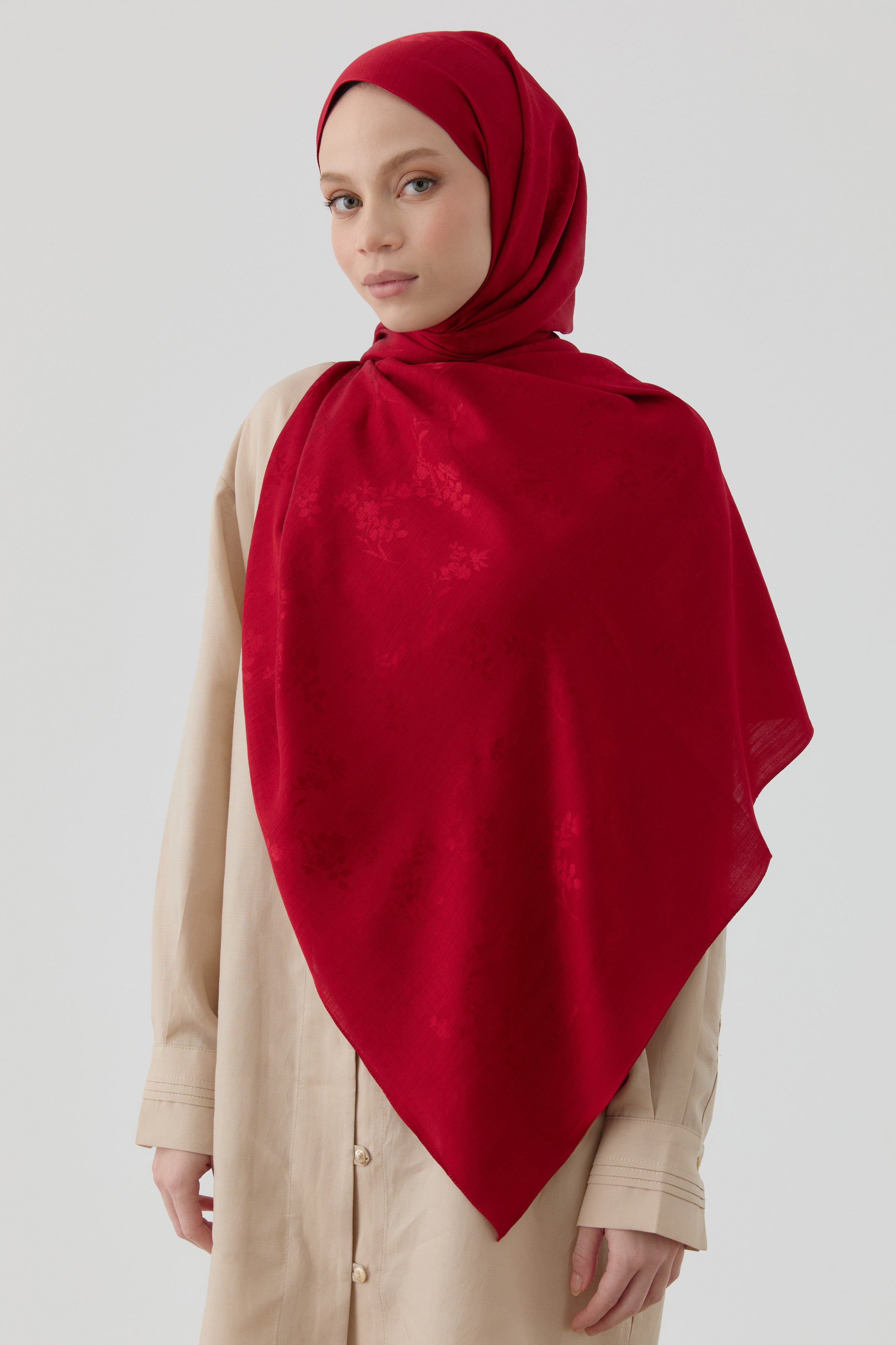 Floral Jakar Naturel Şal - Kırmızı TUGBA