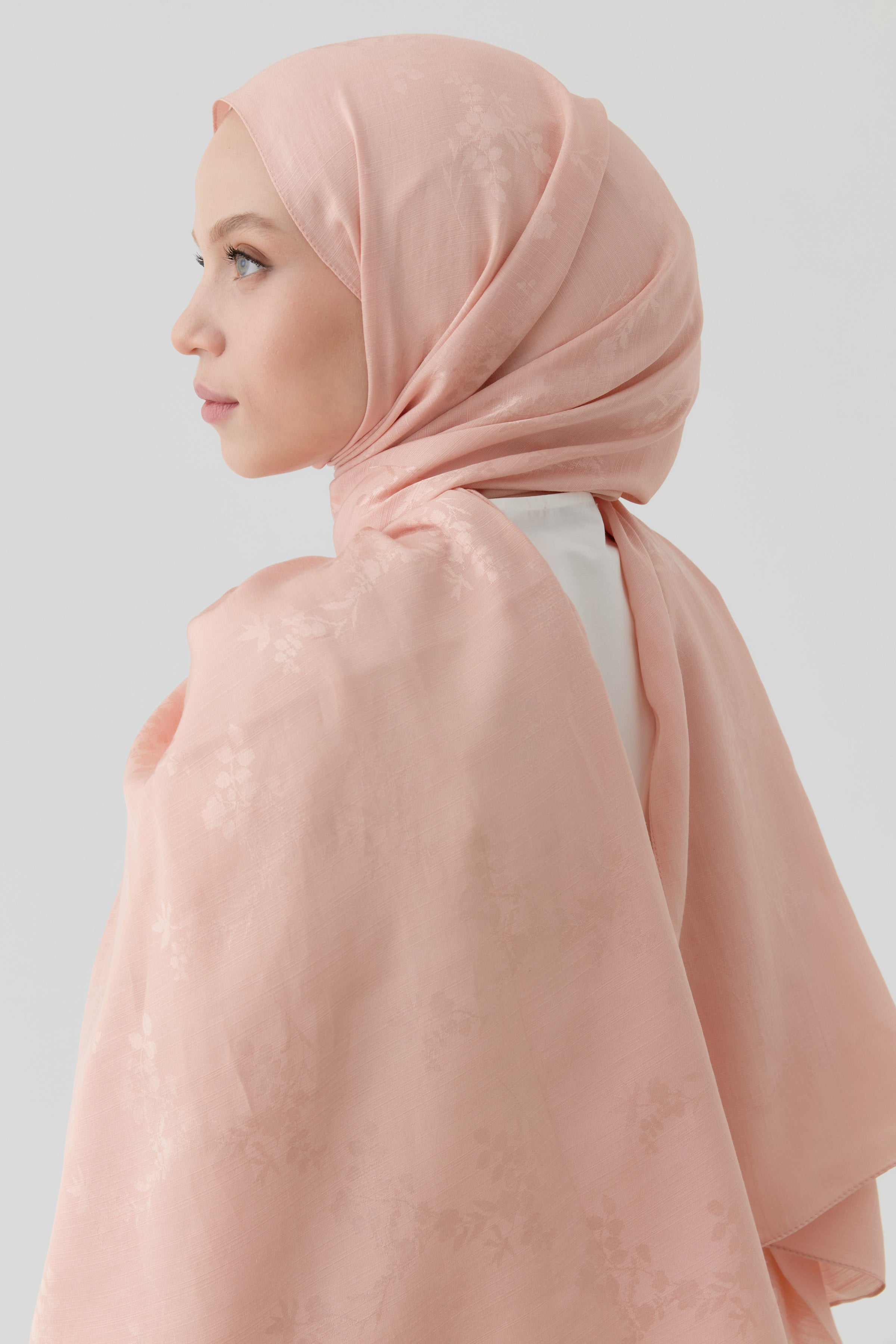 Floral Jakar Naturel Şal - Somon TUGBA