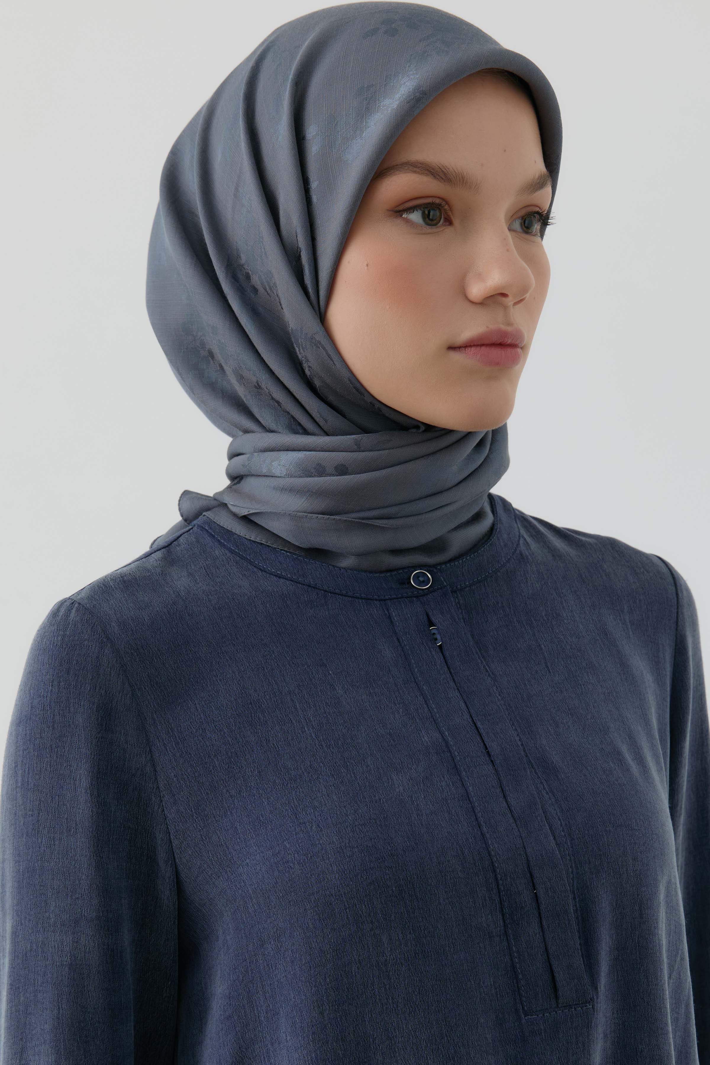 Floral Jakar Nida Naturel Eşarp - Füme TUGBA