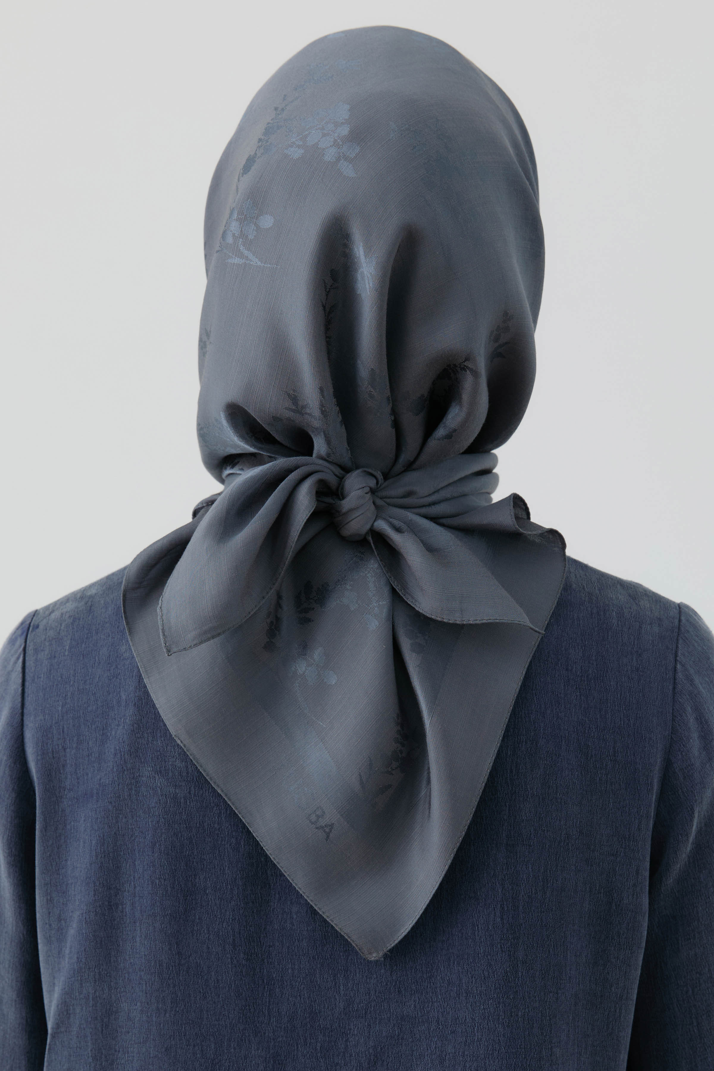 Floral Jakar Nida Naturel Eşarp - Füme TUGBA