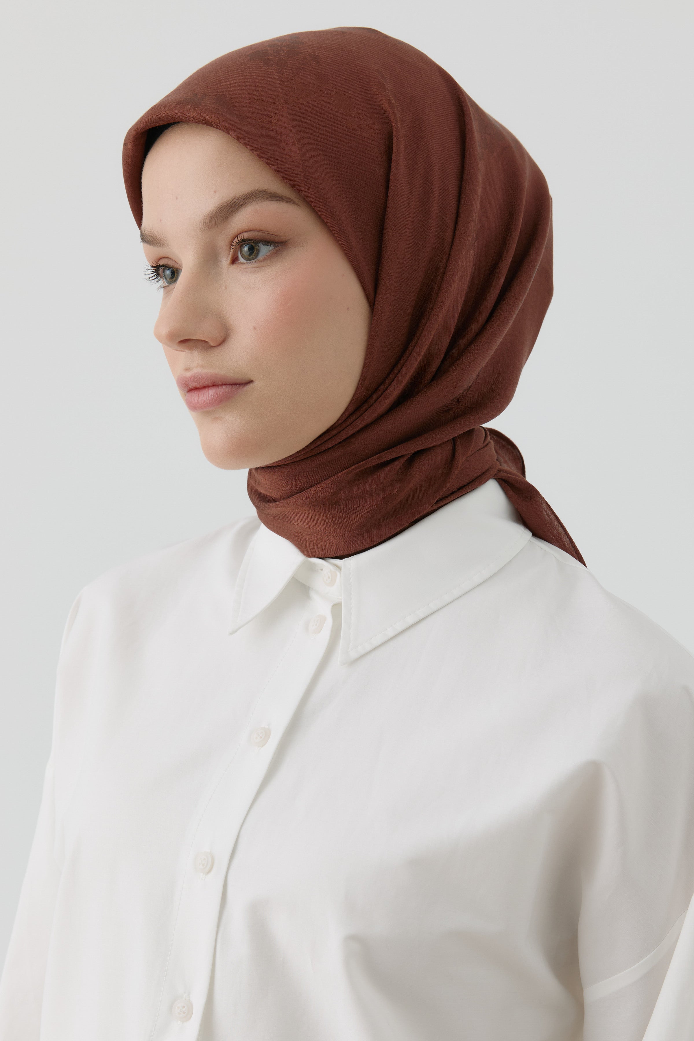 Floral Jakar Nida Naturel Eşarp - Kahve TUGBA