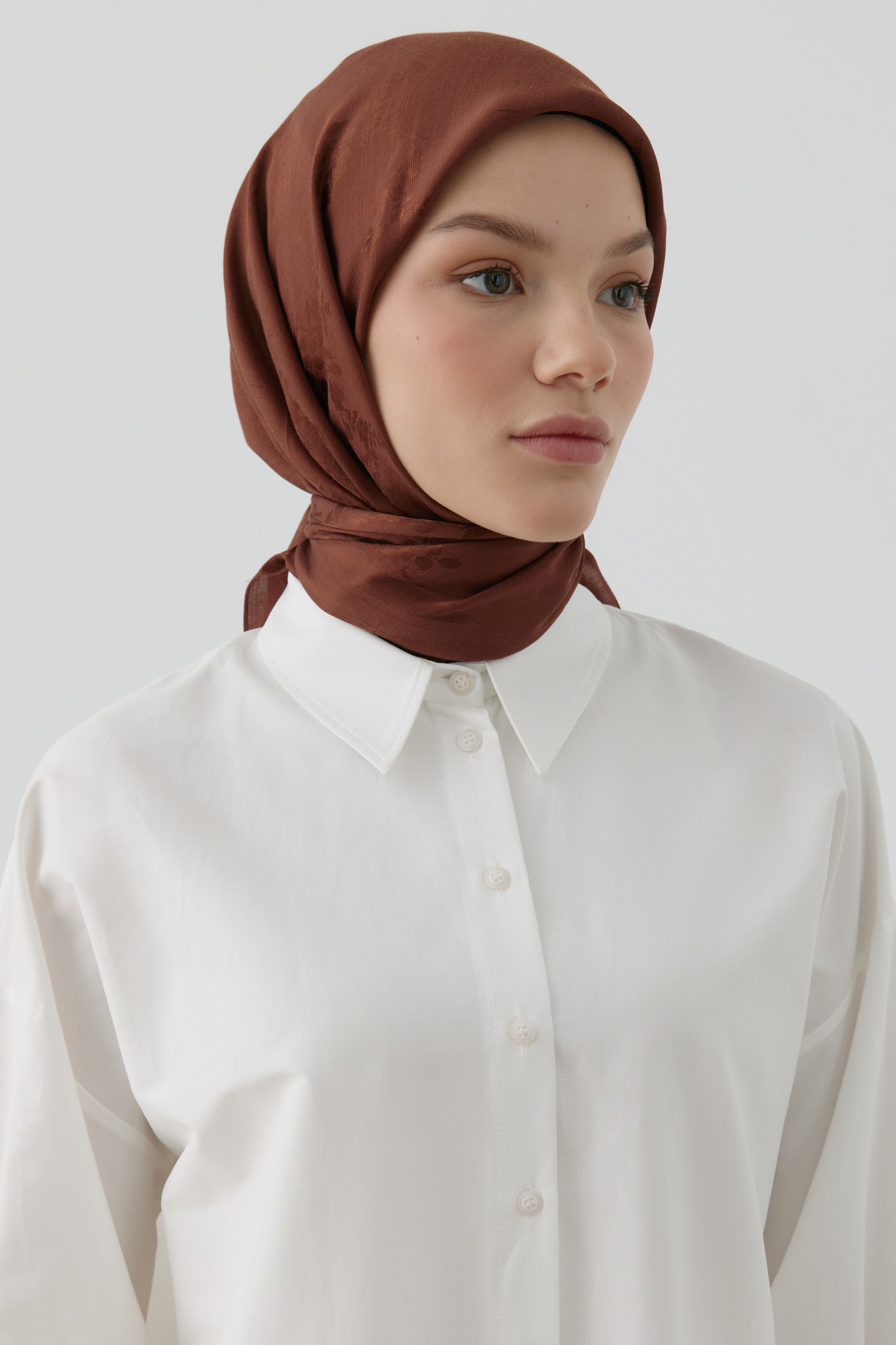 Floral Jakar Nida Naturel Eşarp - Kahve TUGBA