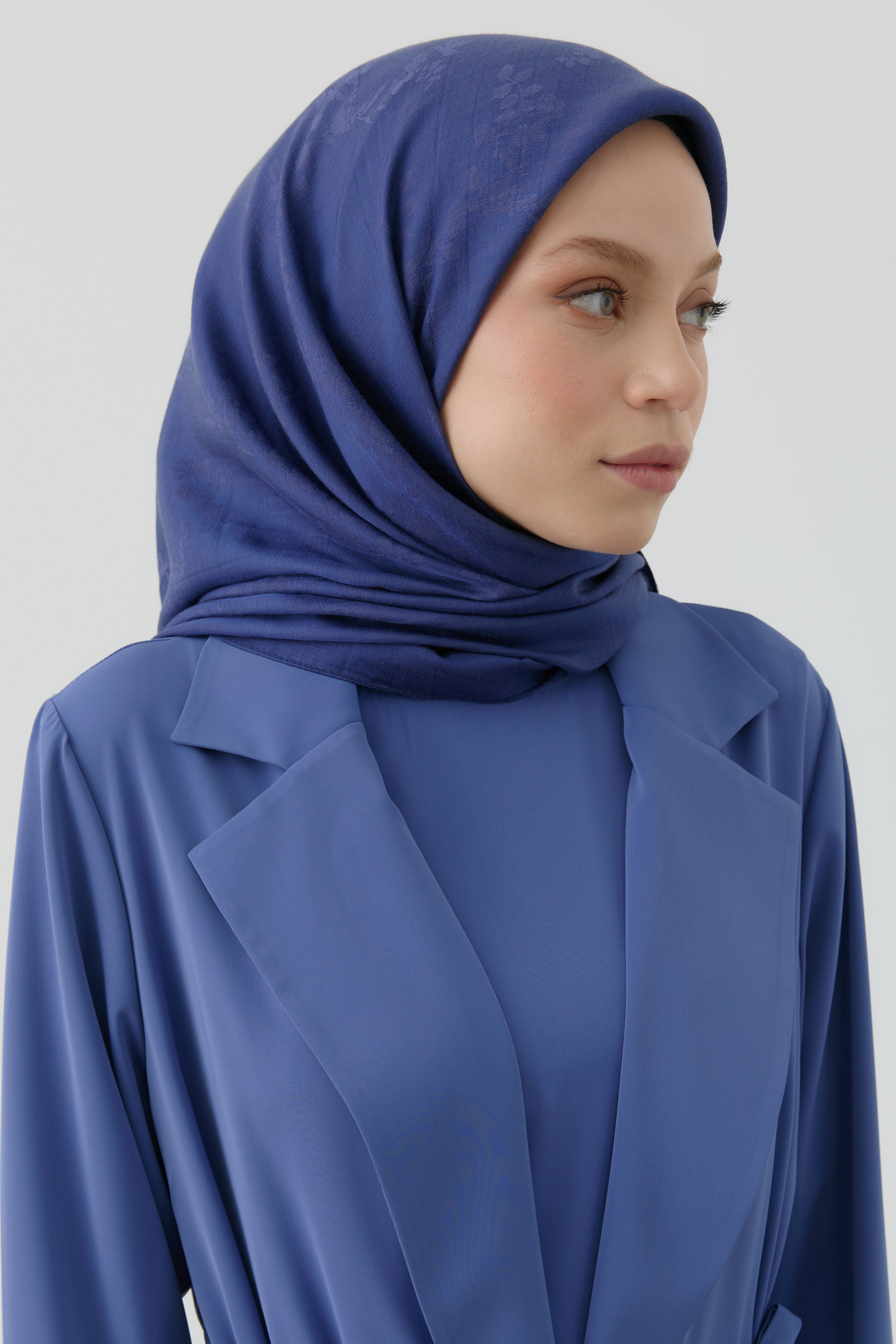 Floral Jakar Nida Naturel Eşarp - Lacivert TUGBA