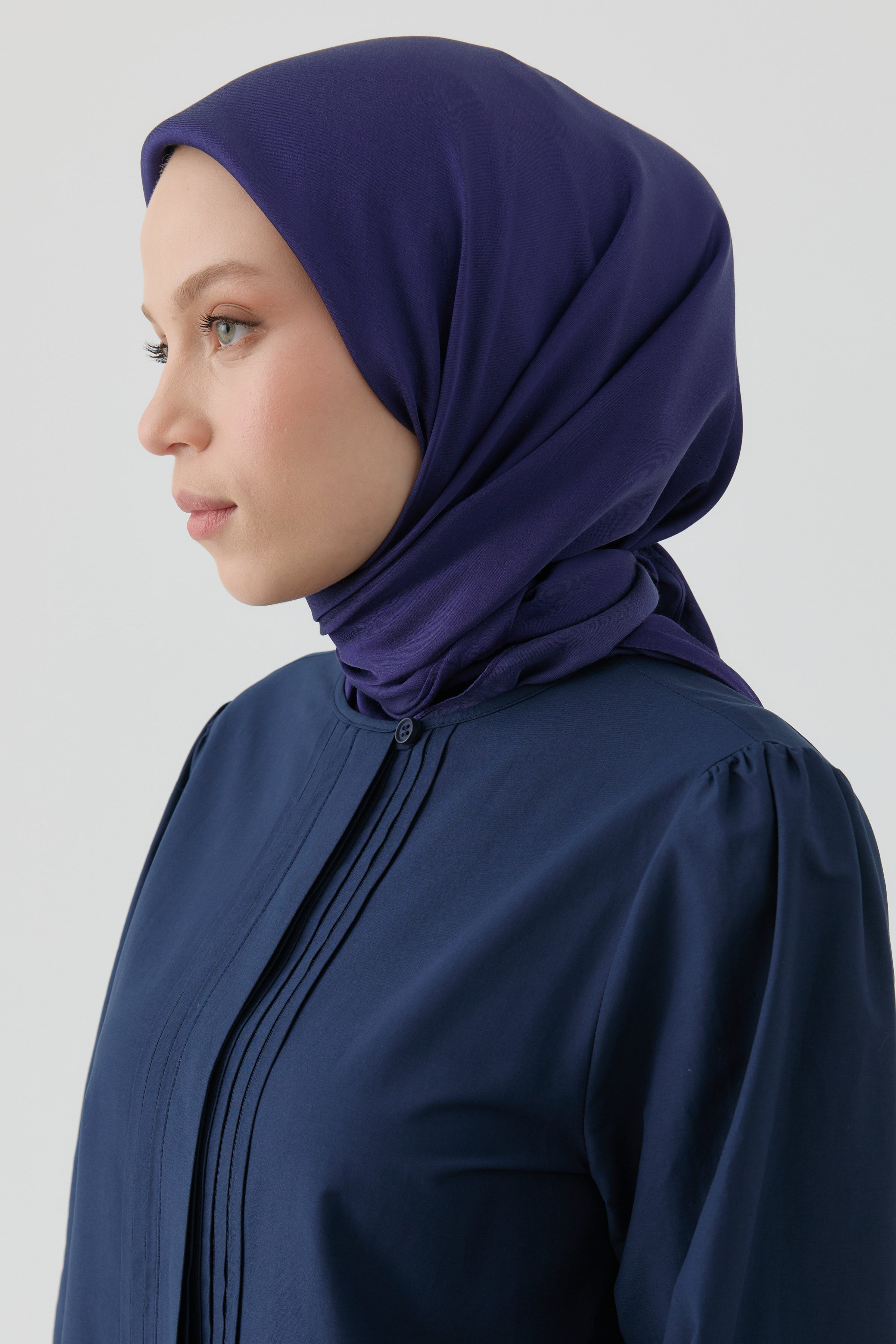 Floş Pamuk Naturel Eşarp - Lacivert TUGBA