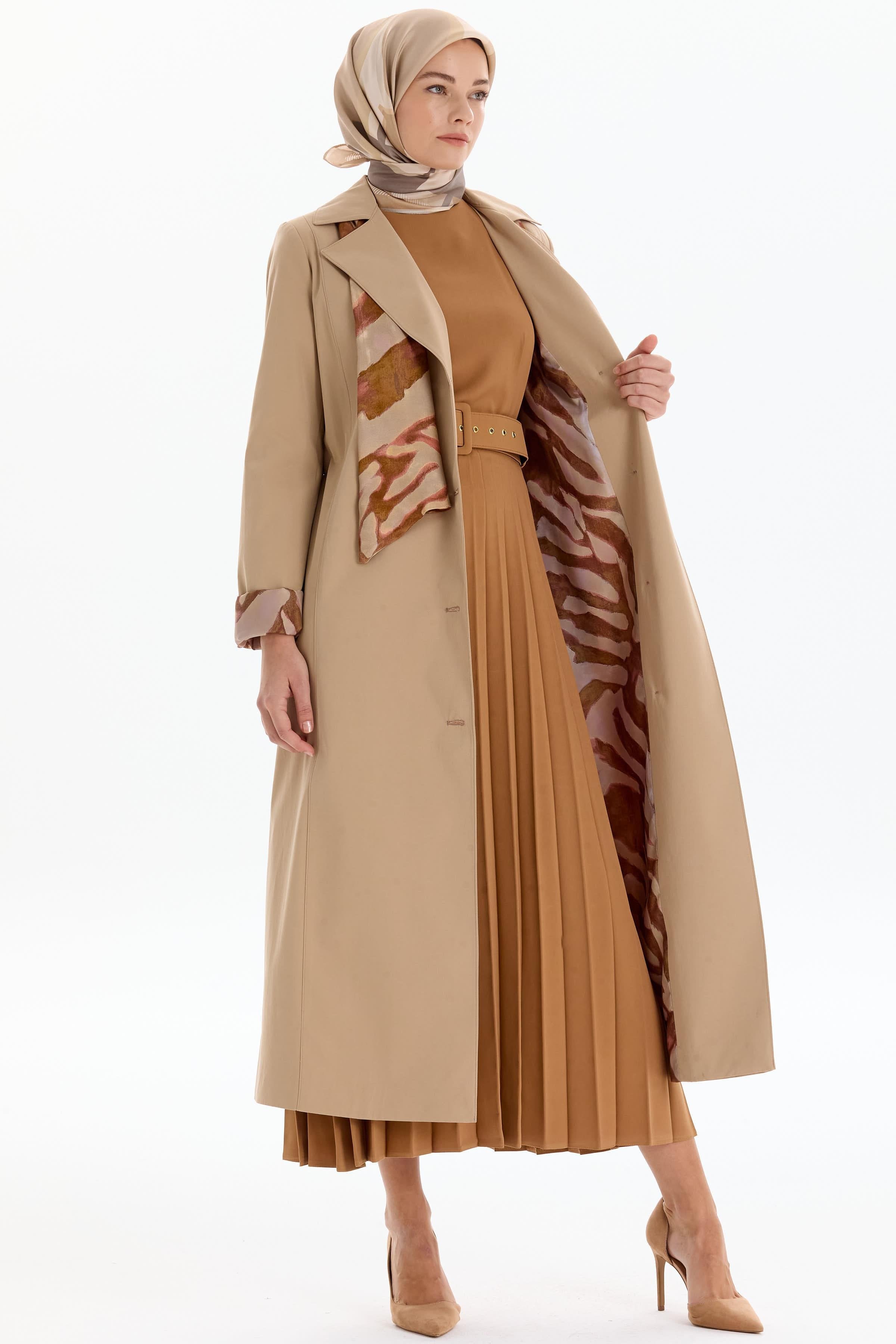 Garni Fular Detaylı Trençkot - Bej TUGBA
