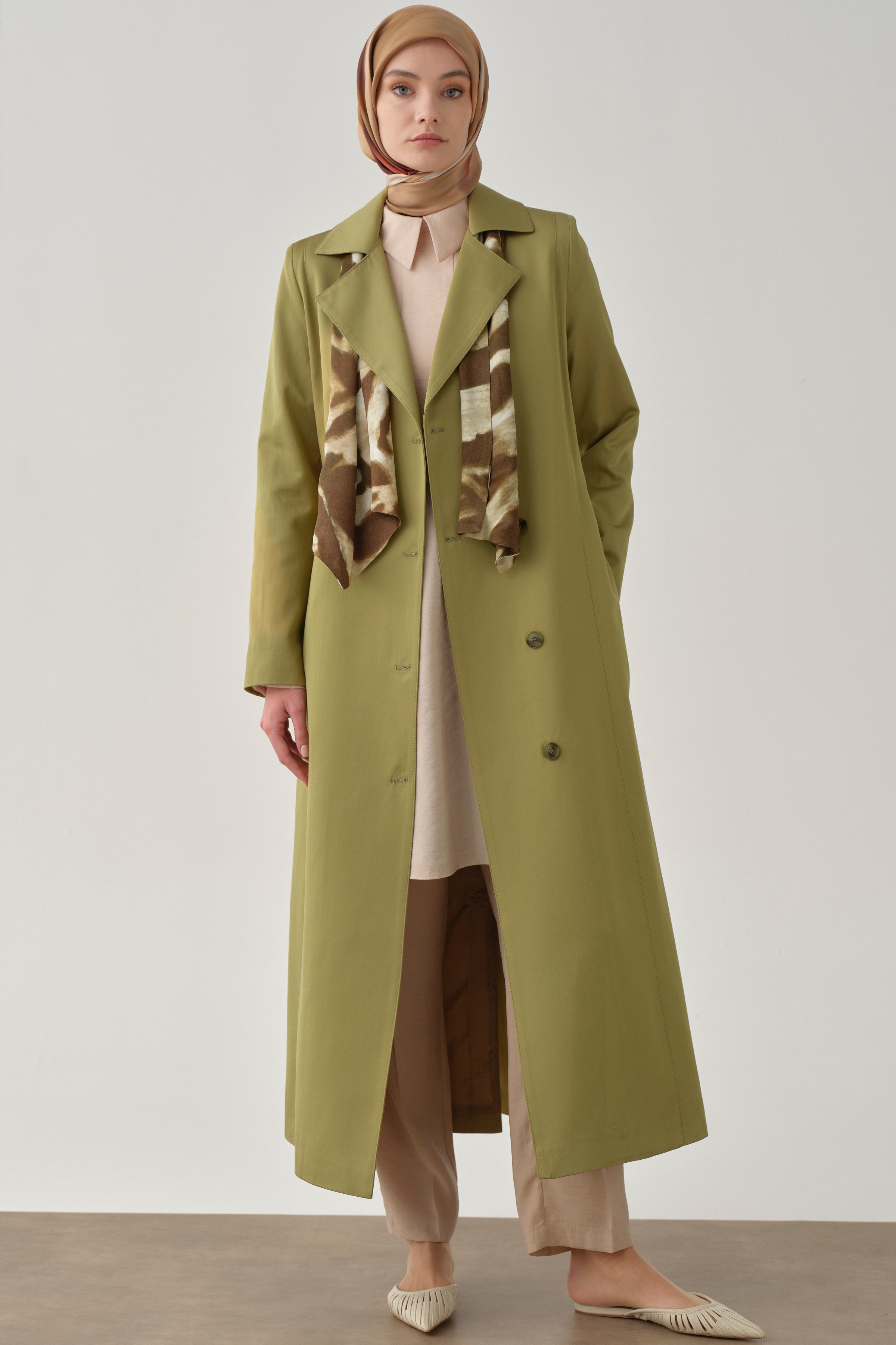 Garni Fular Detaylı Trençkot - Olive TUGBA