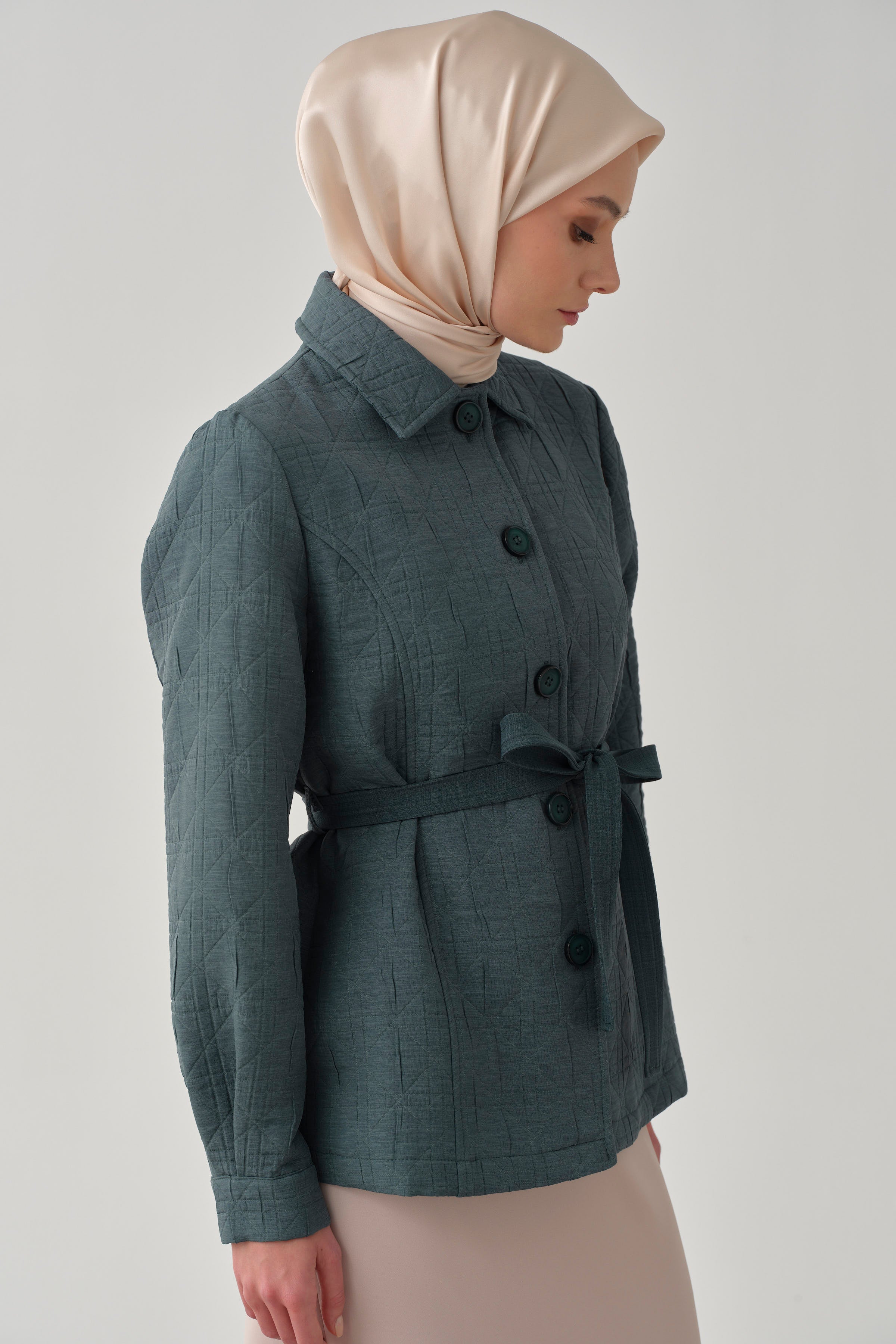 Garni Kemerli Kısa Ceket - Yeşil TUGBA