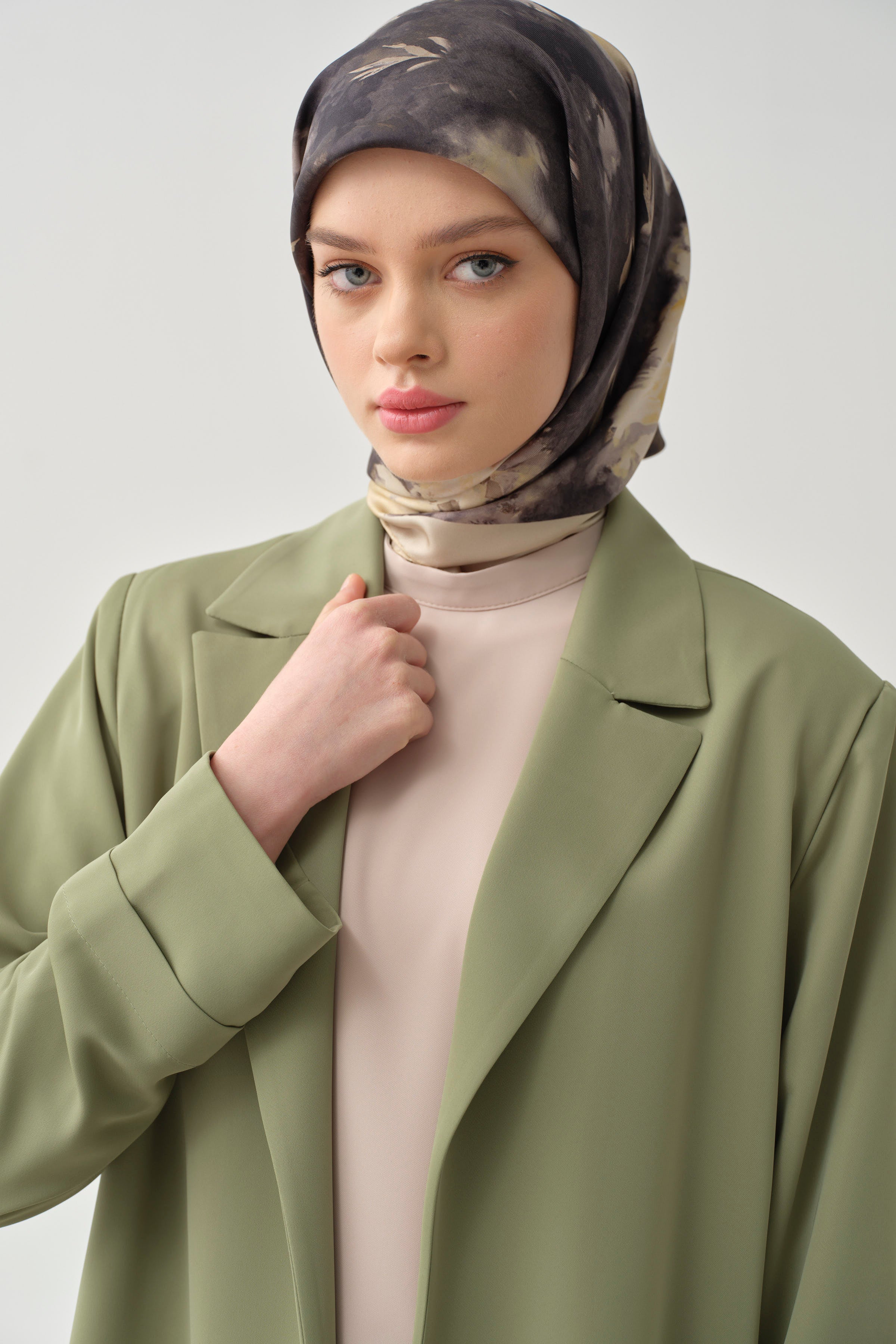 Garnili Ceket Pantolon Üçlü Takım - Olive TUGBA