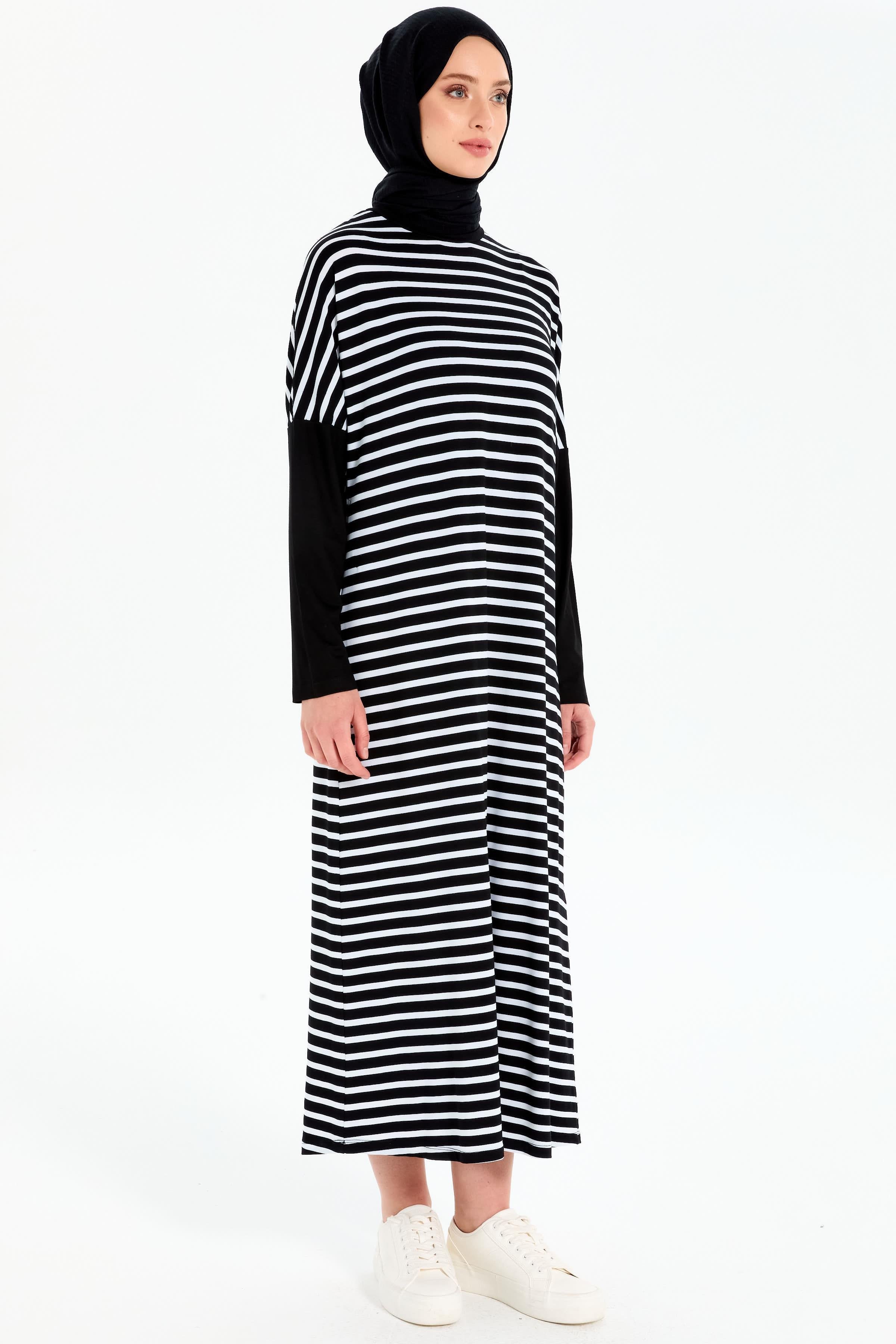 Garnili Çizgili Örme Elbise - Siyah - Ekru TUGBA