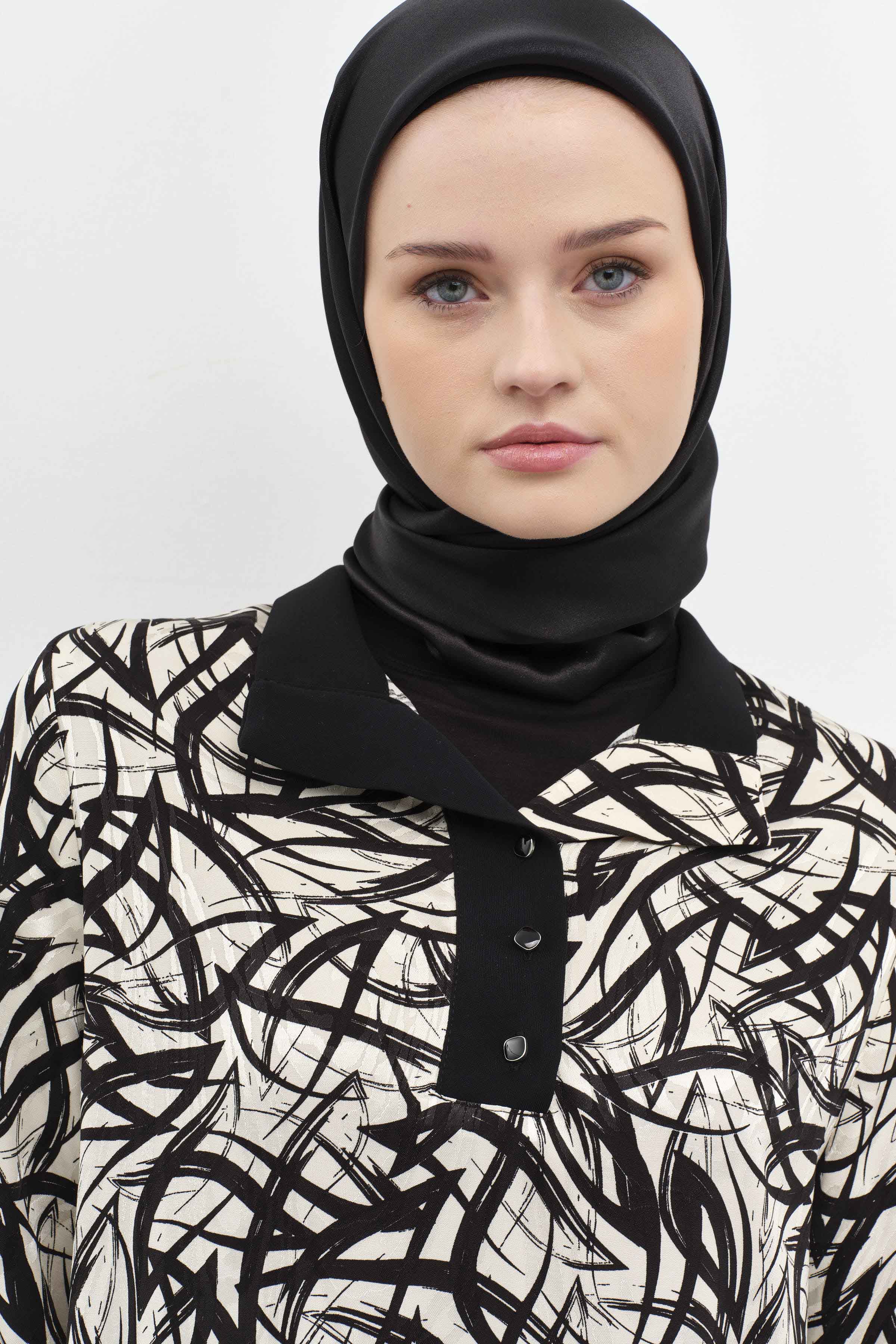 Garnili Desenli Jakar Tunik - Siyah TUGBA