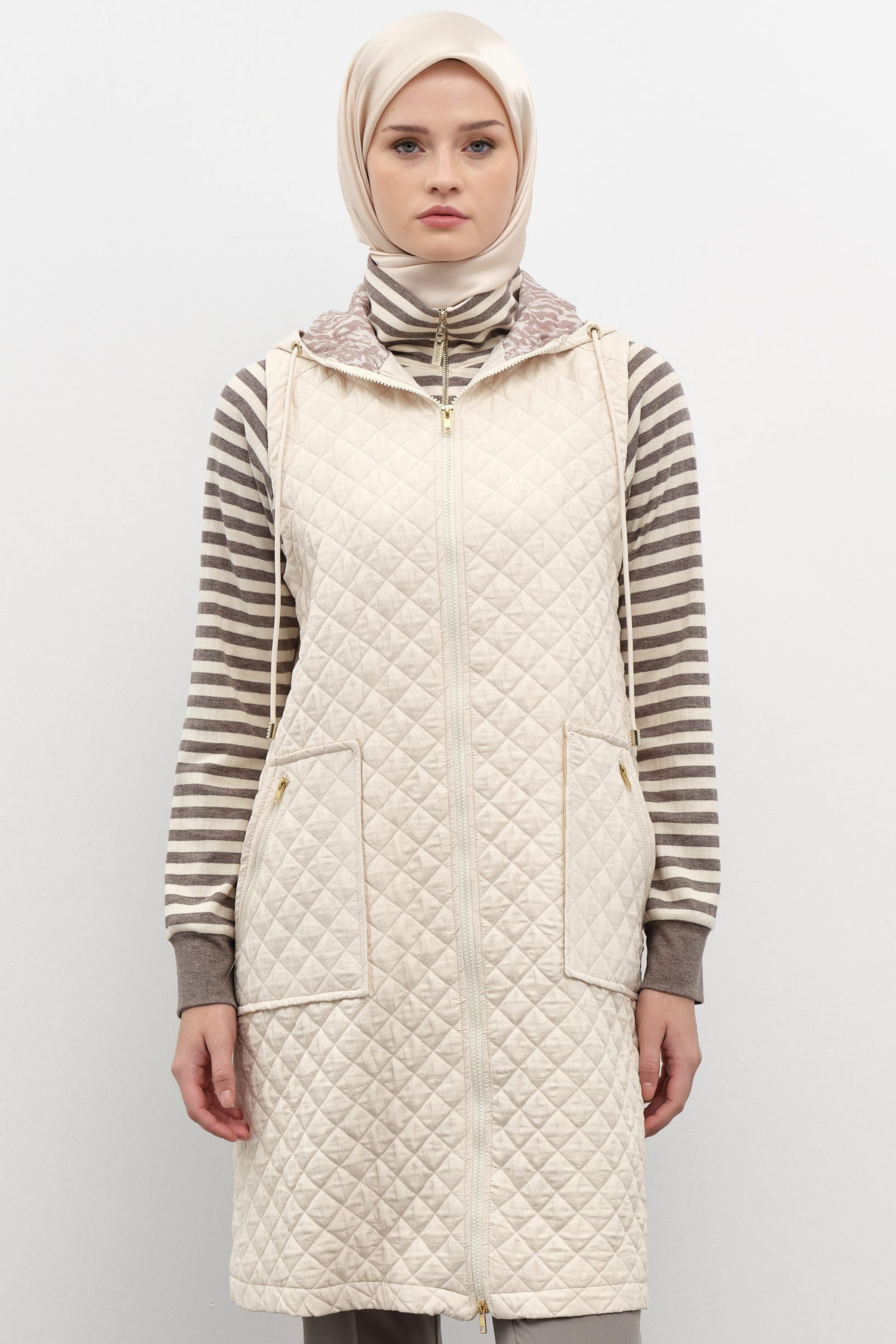 Garnili İnce Kapitone Yelek - Krem TUGBA