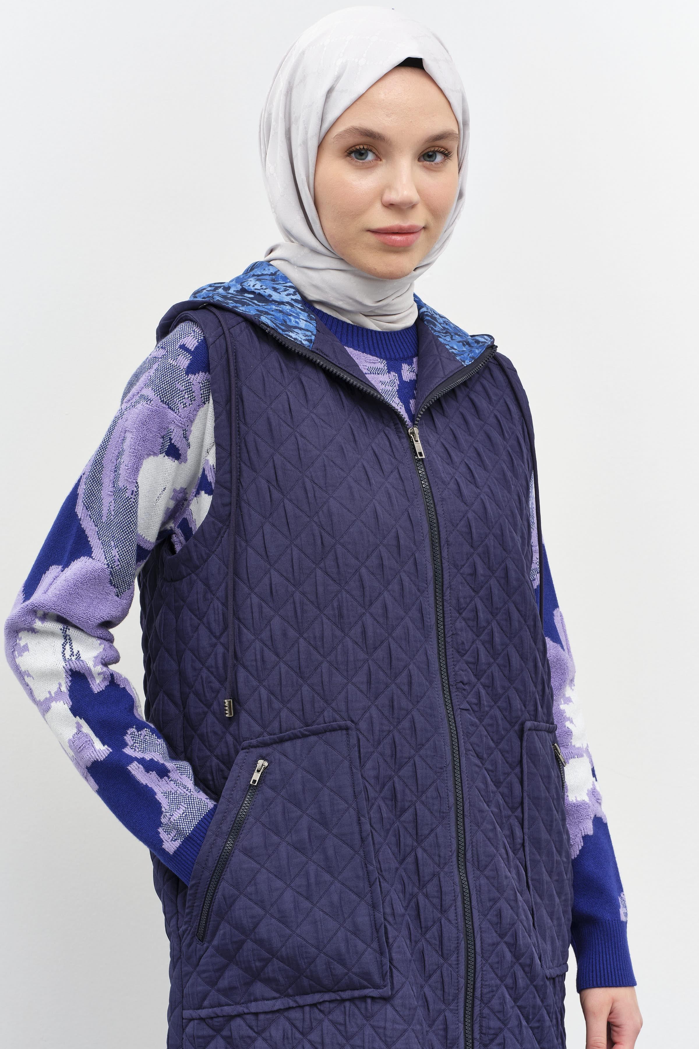 Garnili İnce Kapitone Yelek - Lacivert TUGBA