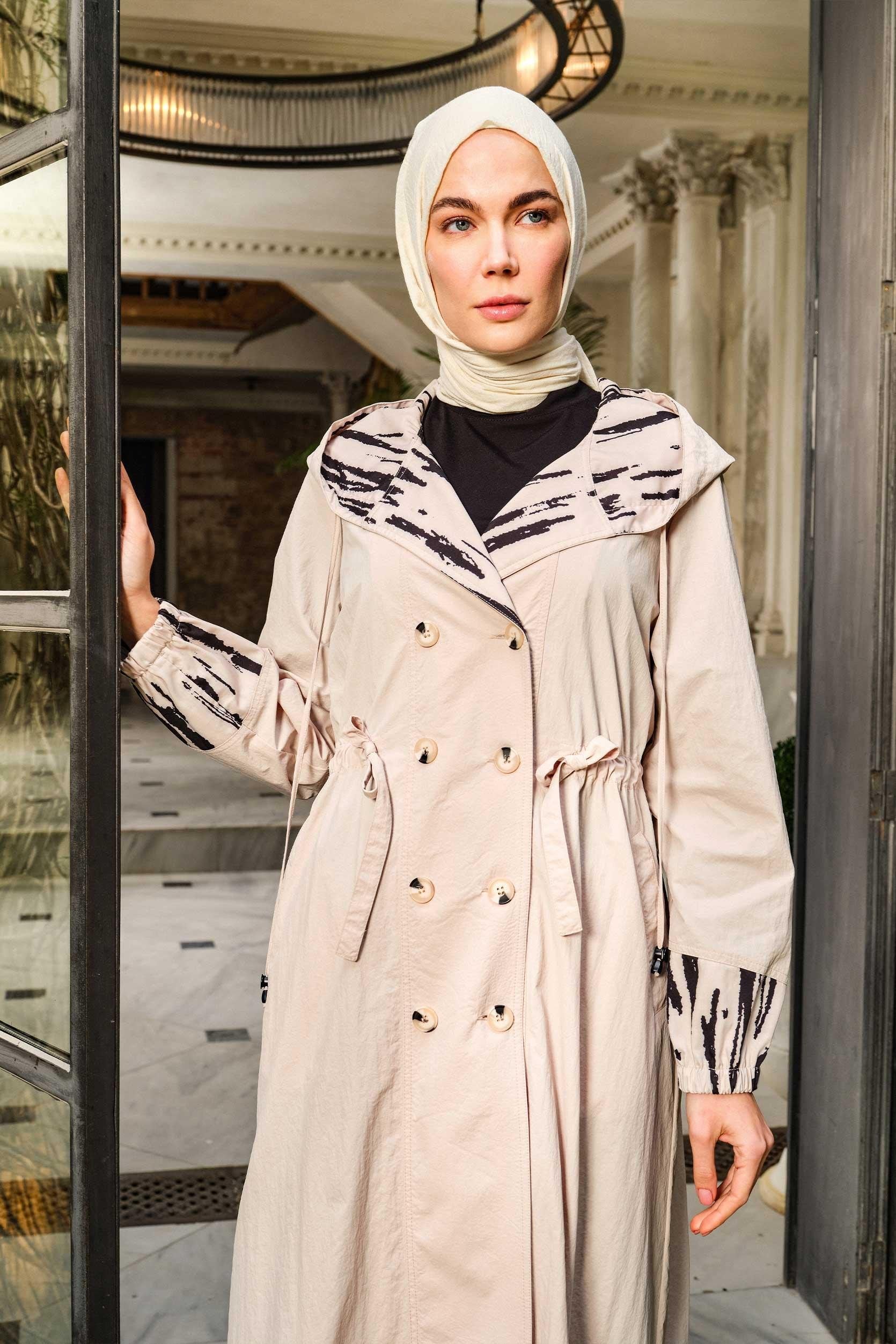 Garnili Kruvaze Düğmeli Yağmurluk - Bej TUGBA