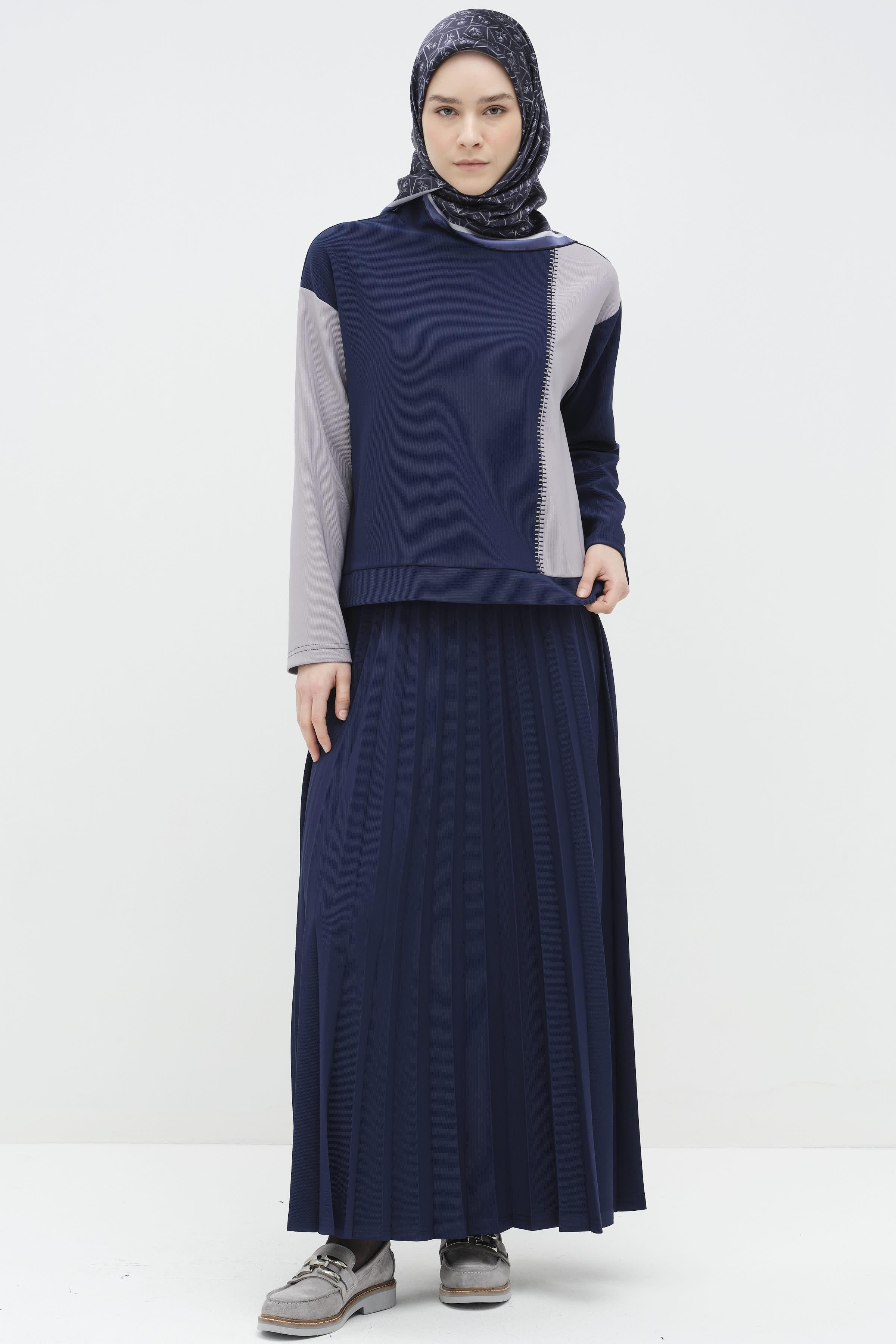 Garnili Nakış Detaylı Etek Bluz Örme Takım - Lacivert TUGBA