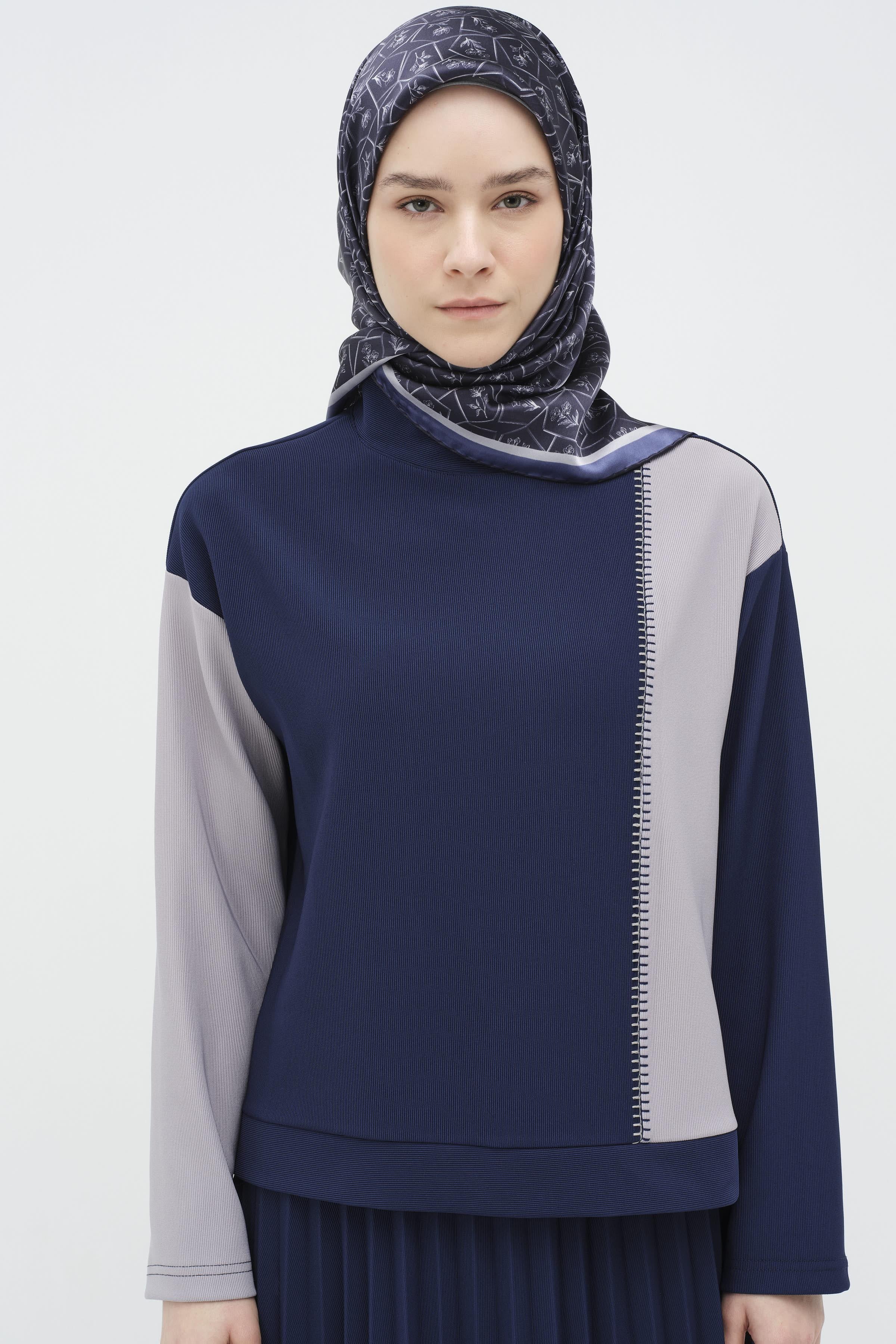 Garnili Nakış Detaylı Etek Bluz Örme Takım - Lacivert TUGBA